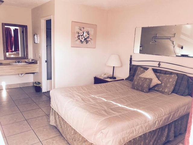 Stagecoach Motel photo 5