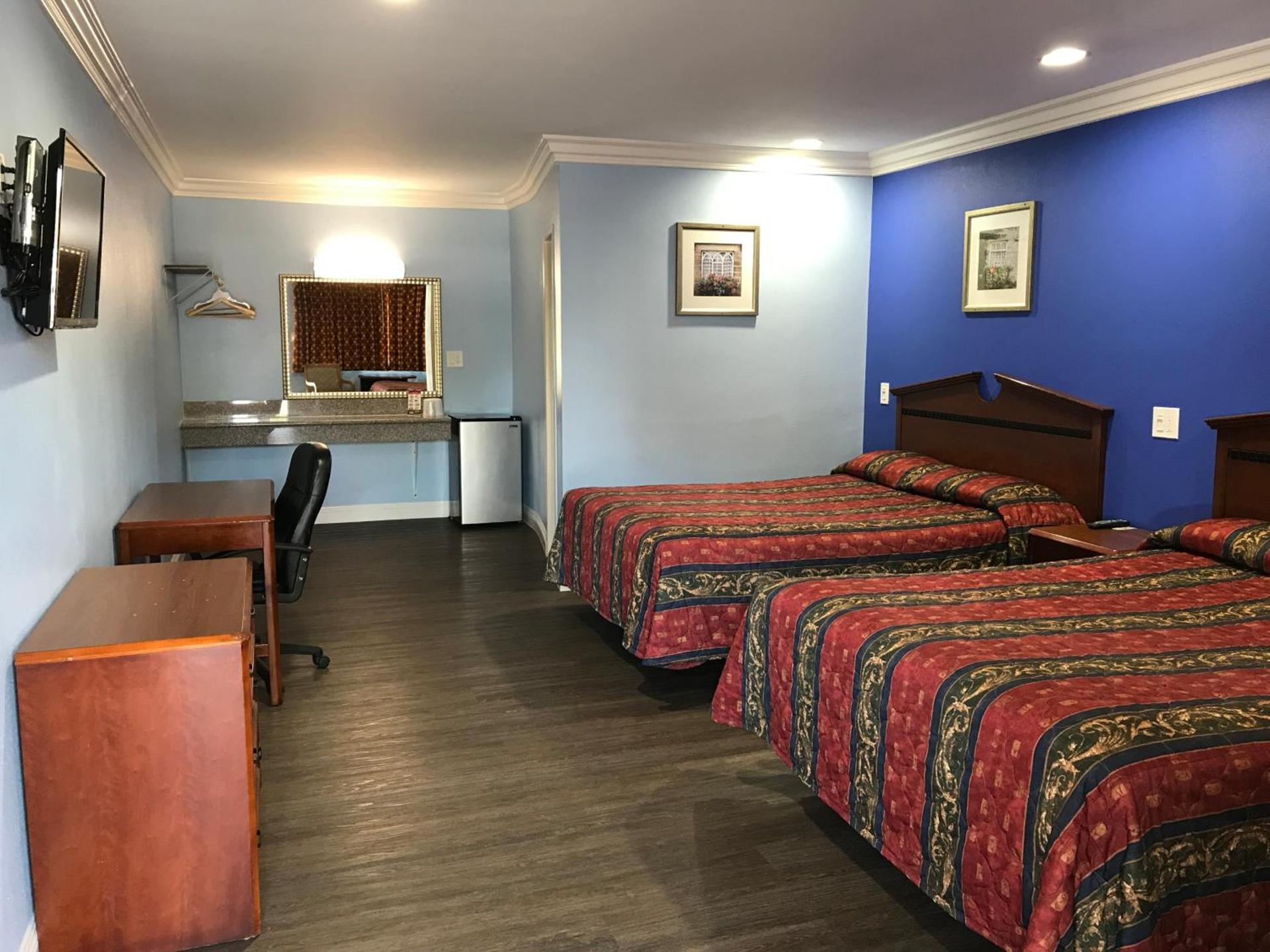 Fullerton Lodge photo 7