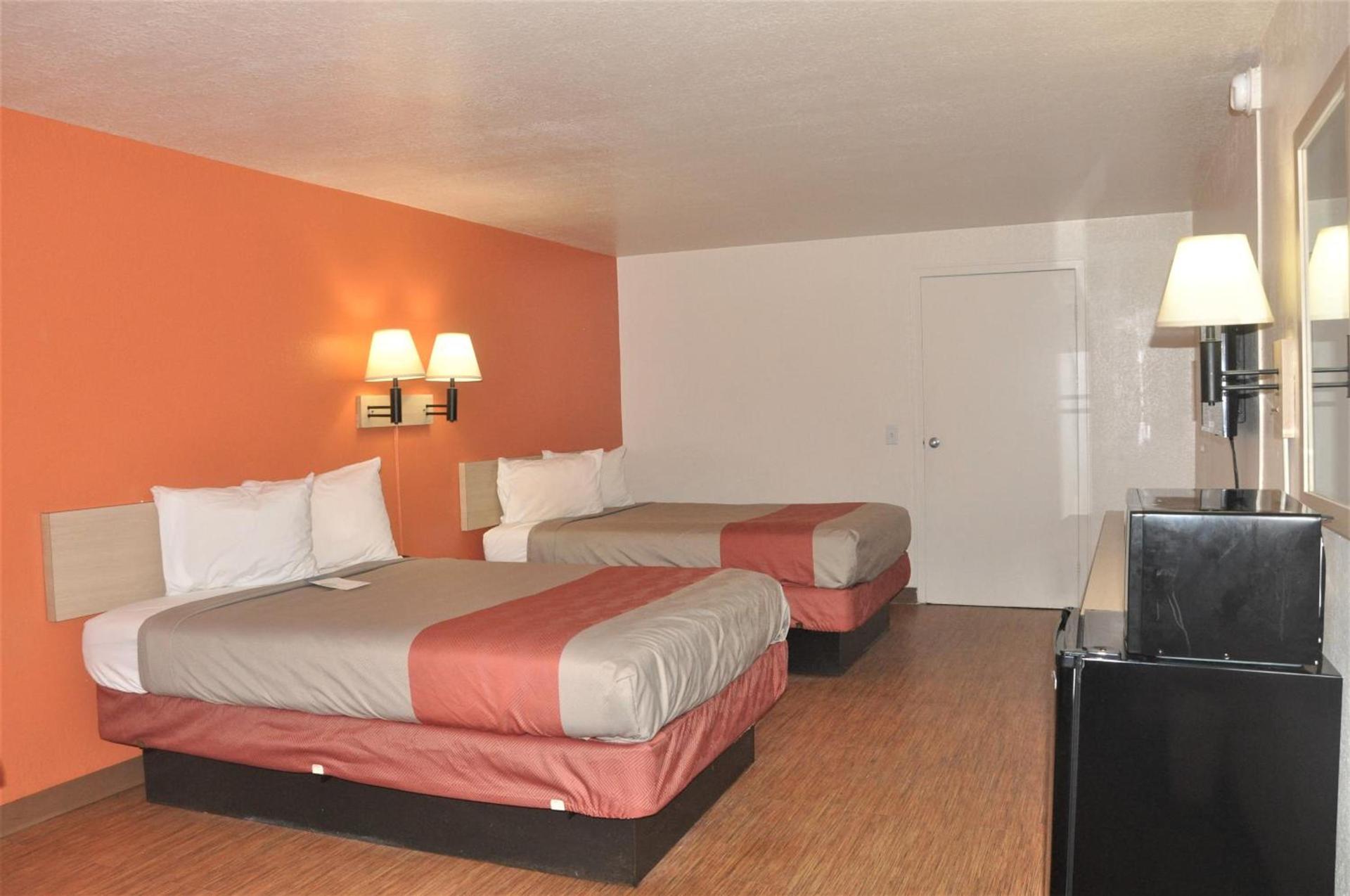 Motel 6-Raleigh, NC - Cary photo 30