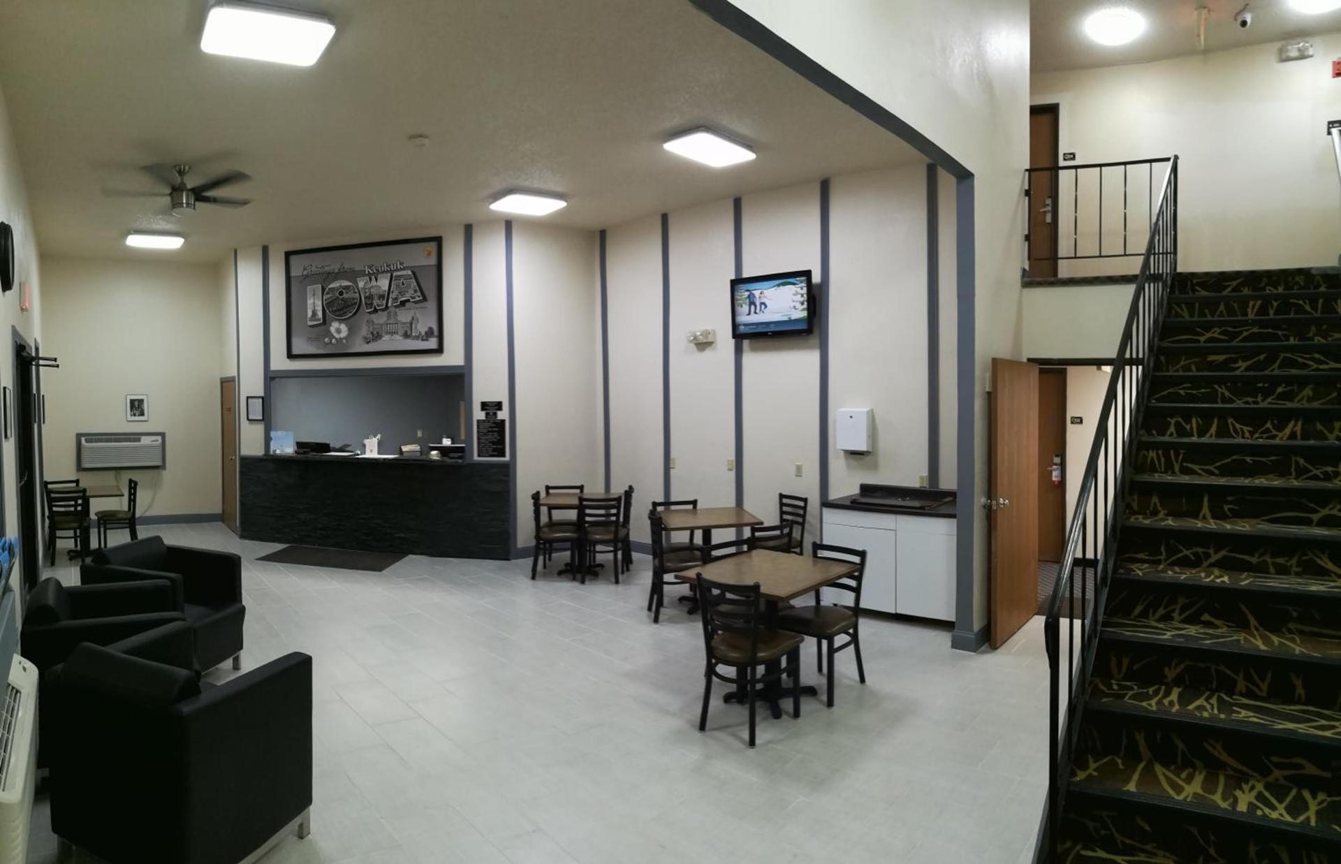 Super 8 by Wyndham Keokuk photo 17