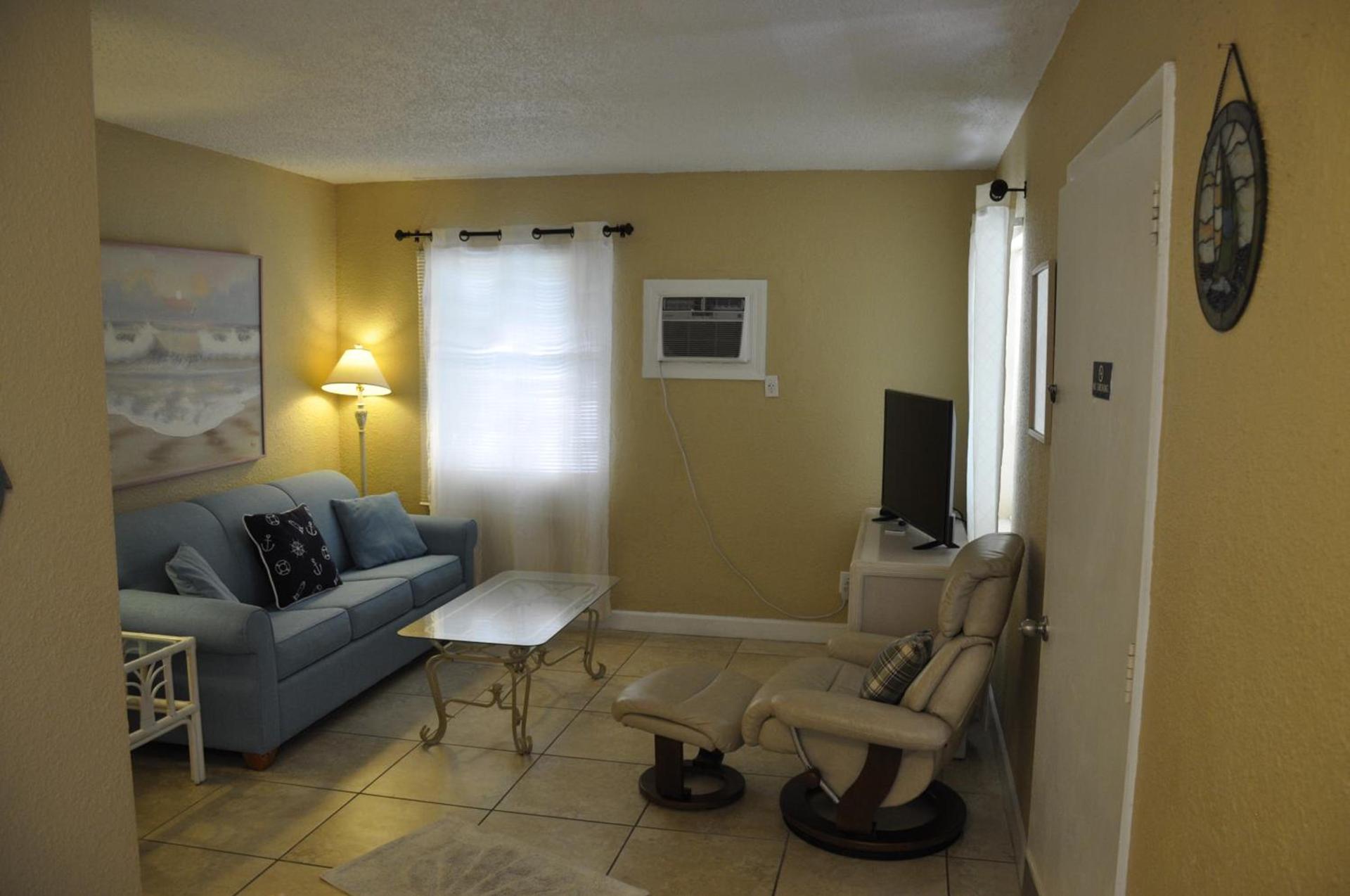Oceanfront Sea Scape Motel photo 10