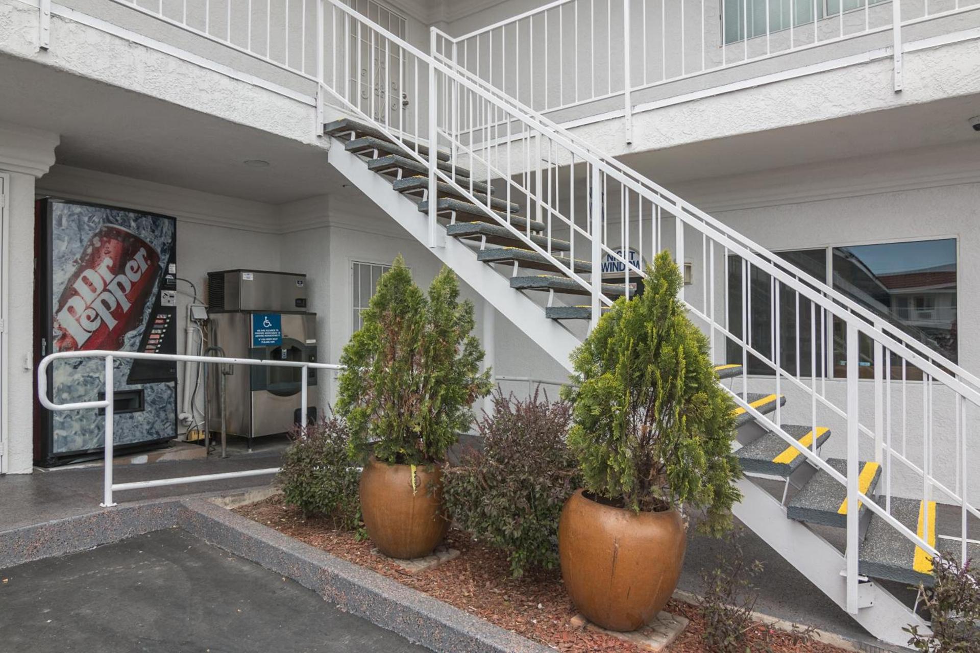 Motel 6-Norwalk, CA photo 52