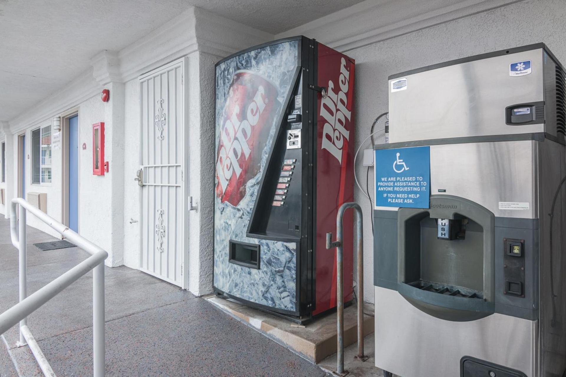 Motel 6-Norwalk, CA photo 40