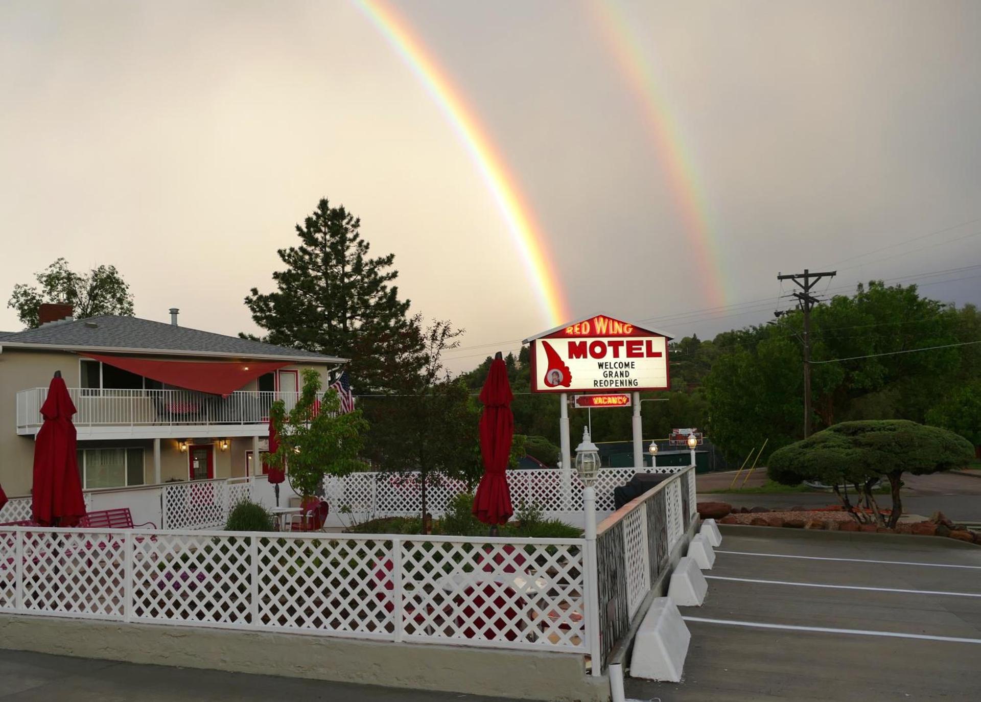 Red Wing Motel photo 11