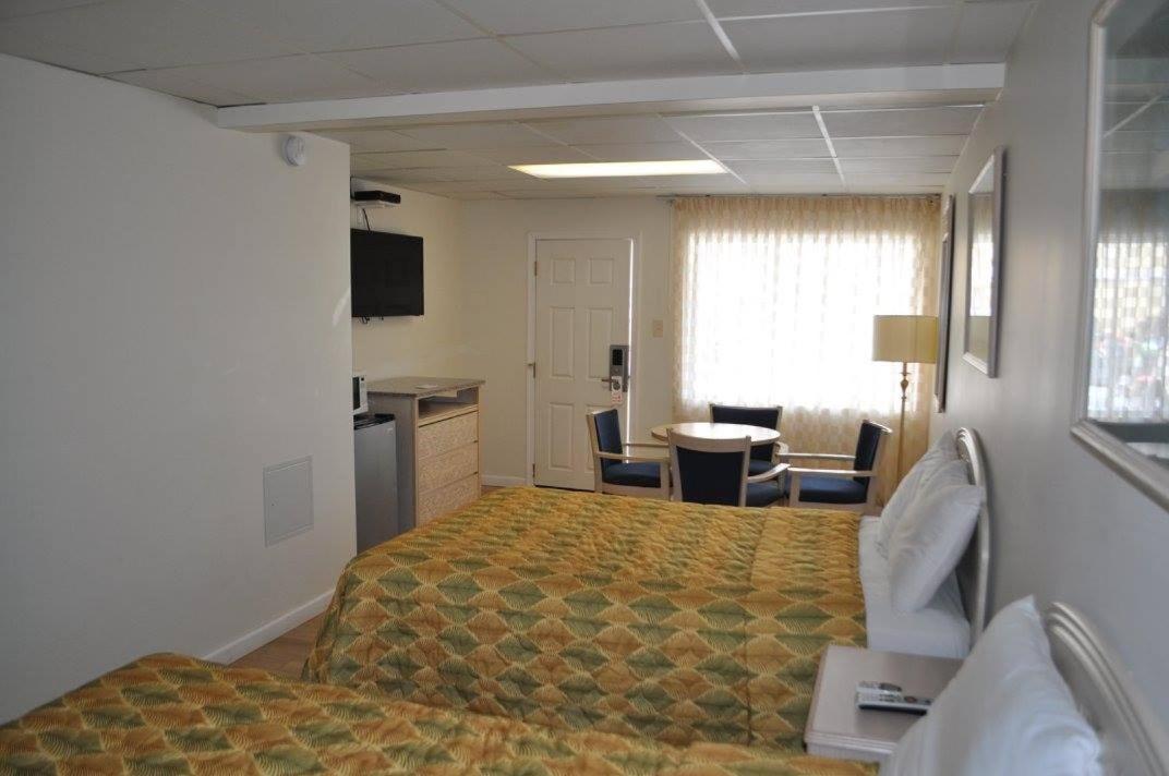 Islander Motel photo 2