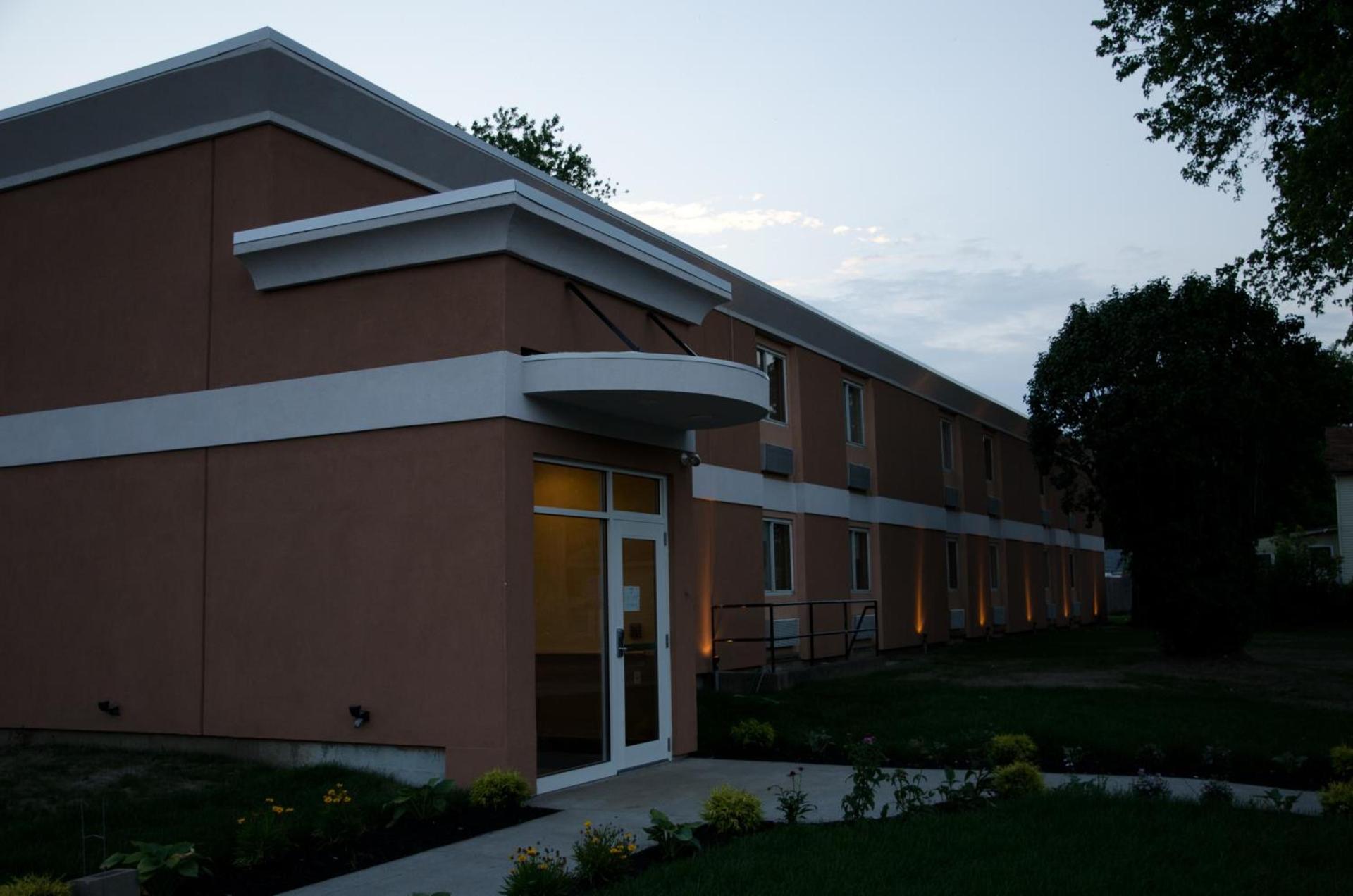 Aashram Hotel by Niagara River photo 47