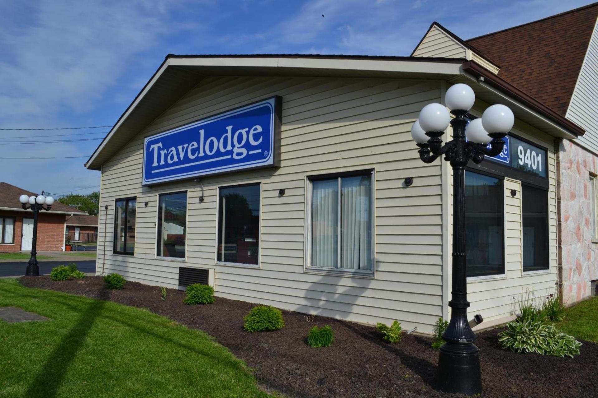 Travelodge by Wyndham Niagara Falls - New York photo 32