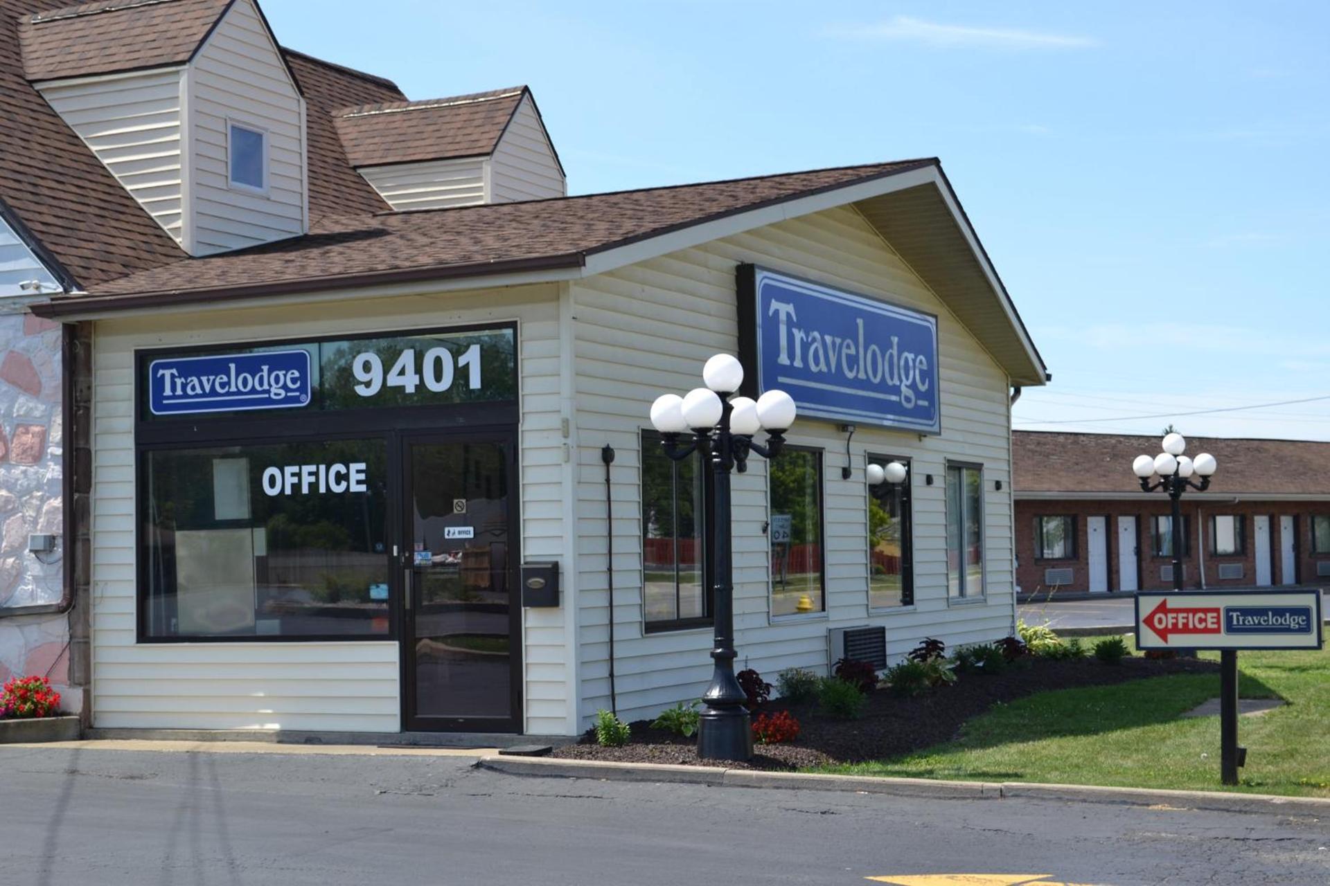 Travelodge by Wyndham Niagara Falls - New York photo 21