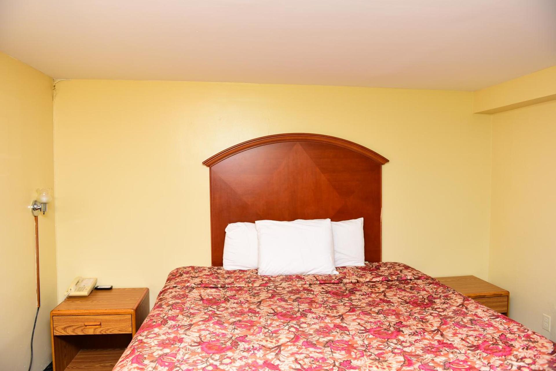 Royal Inn photo 43