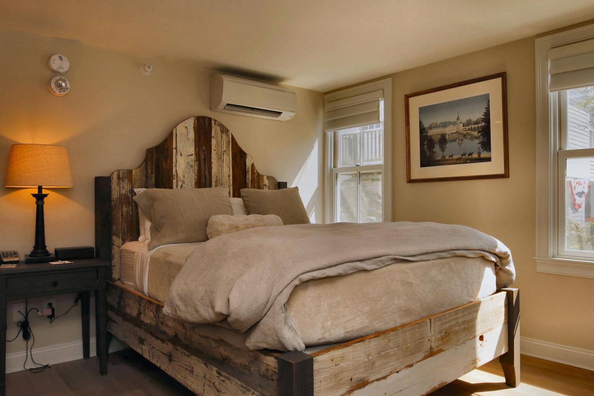 The Vermont House photo 11