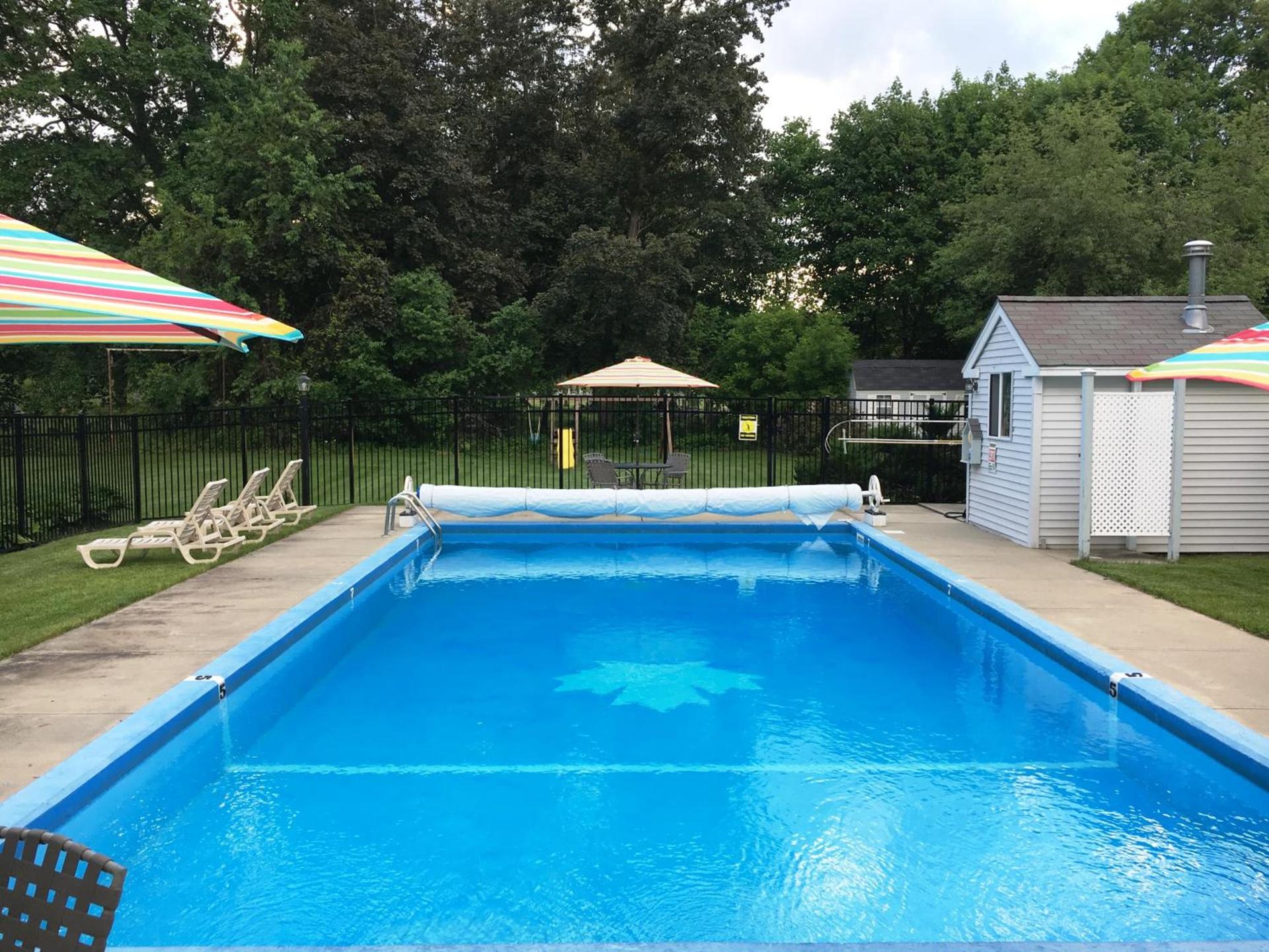 Maple Terrace Motel photo 71