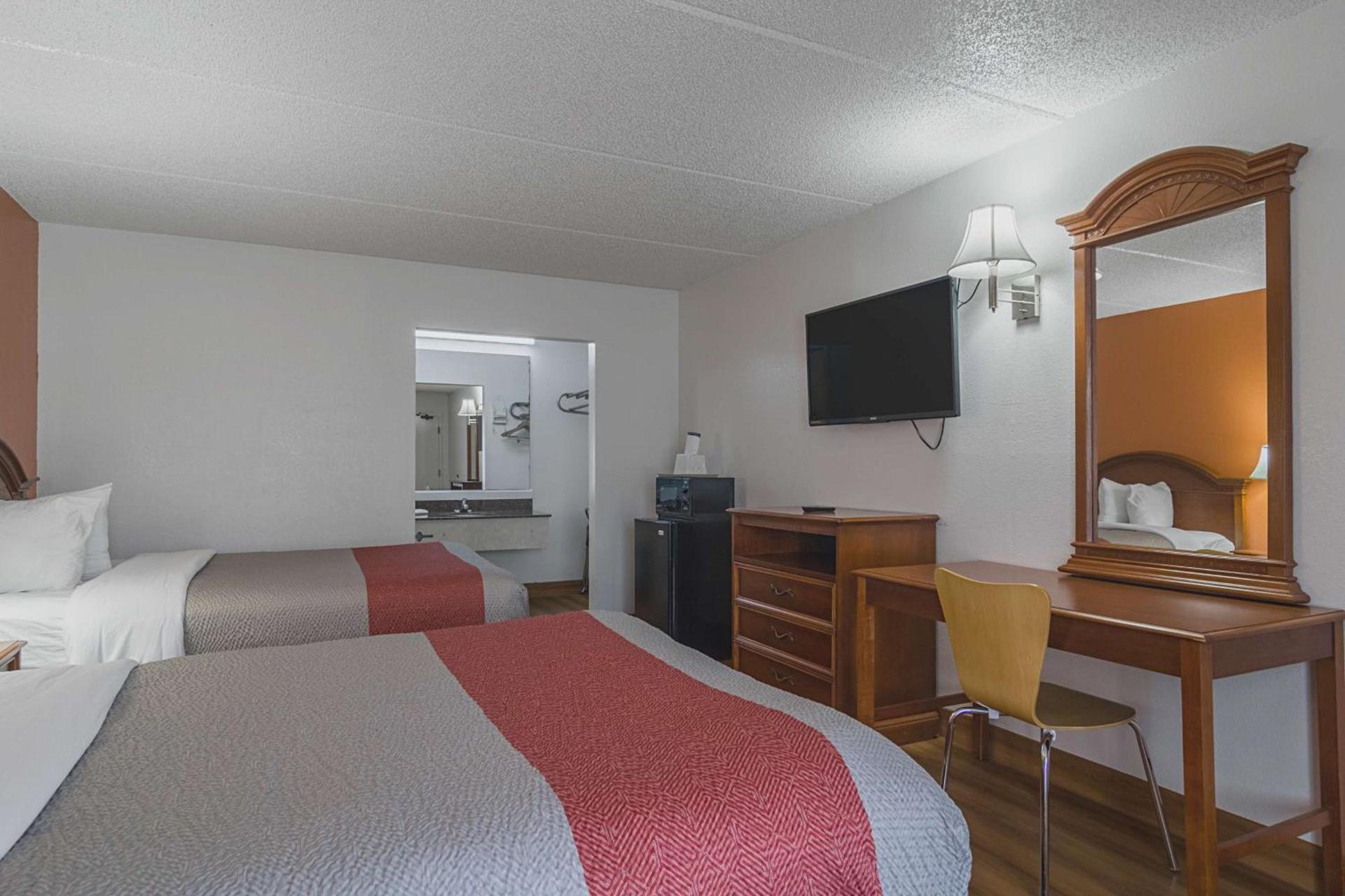 Motel 6 Waycross photo 19