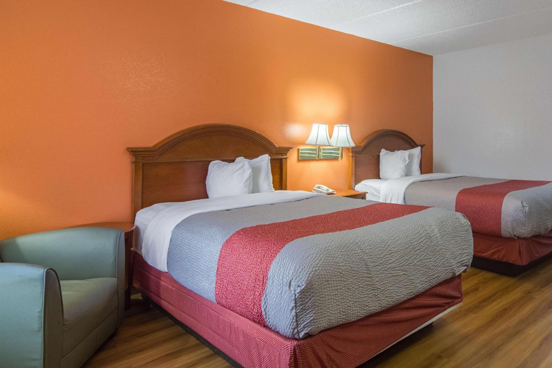 Motel 6 Waycross photo 16