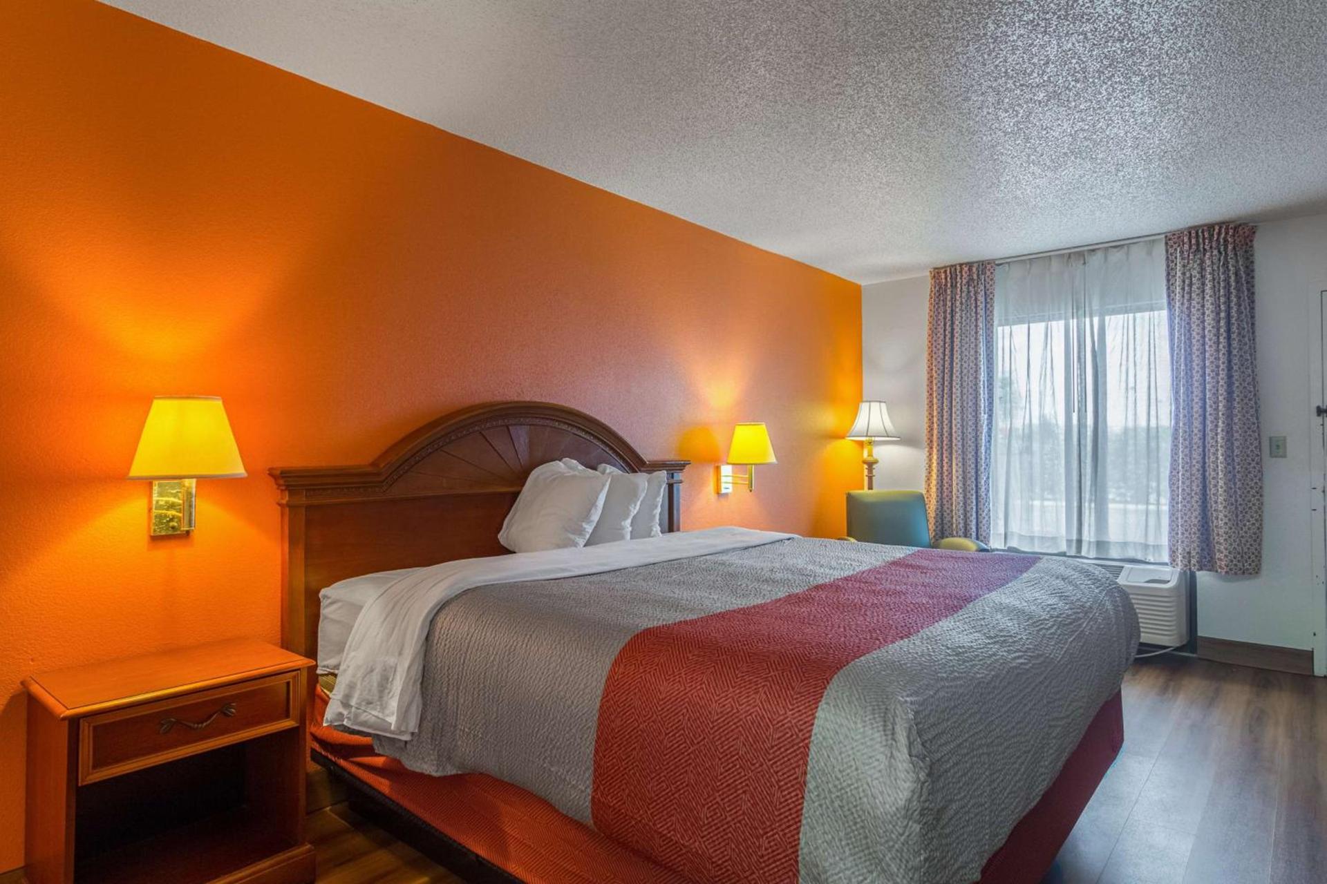 Motel 6 Waycross photo 13