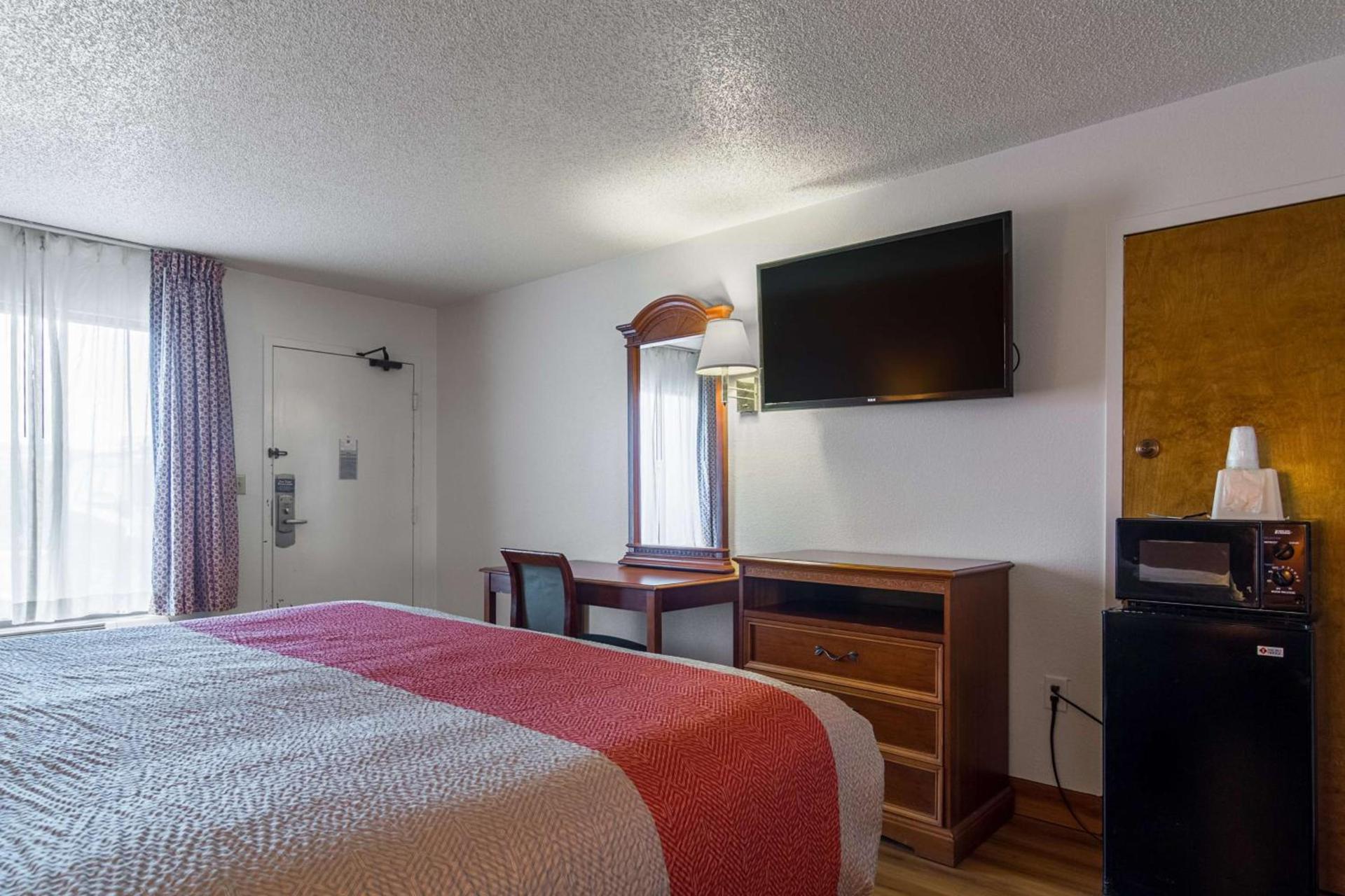 Motel 6 Waycross photo 12