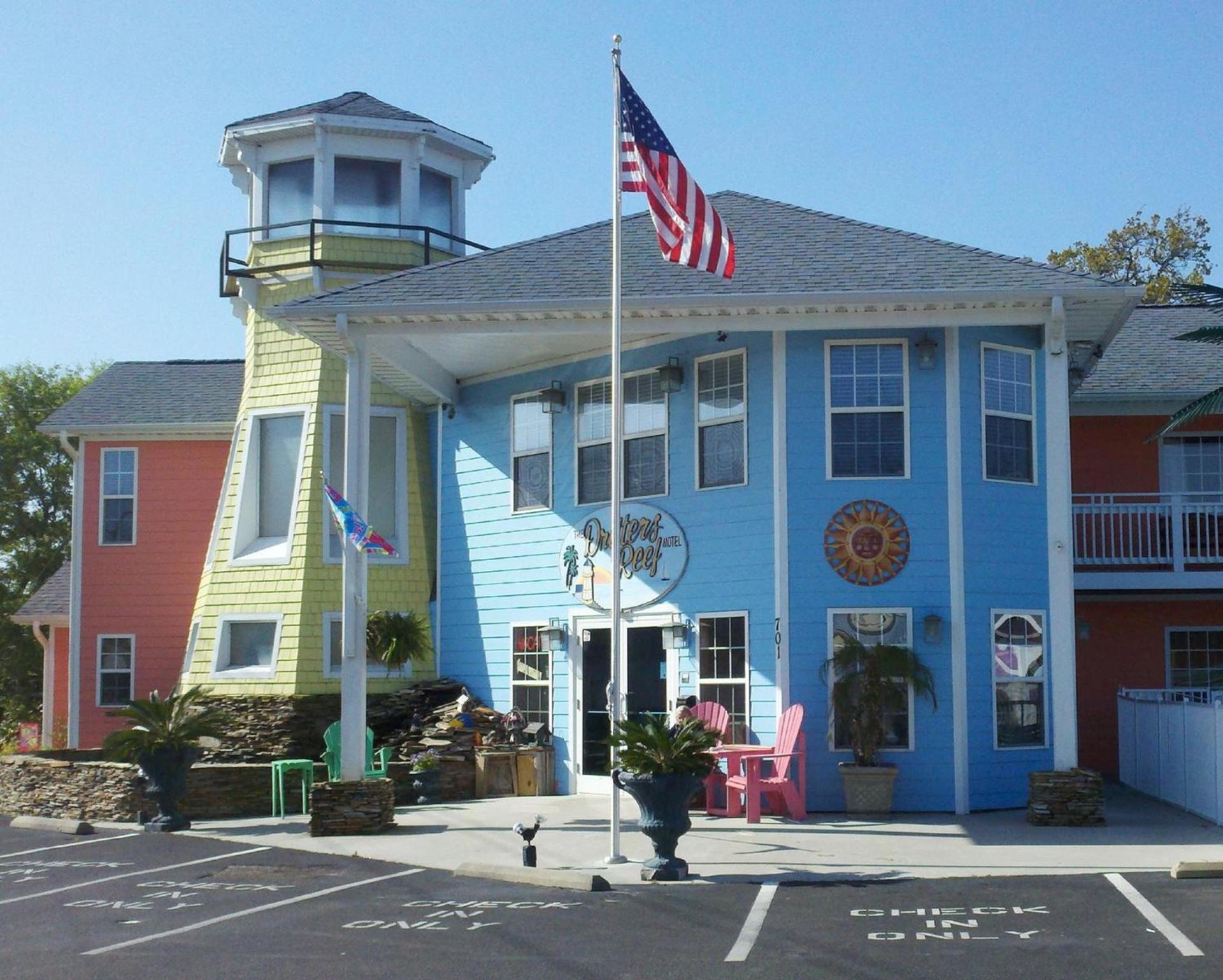 Pirates Cove — hotel in Carolina Beach