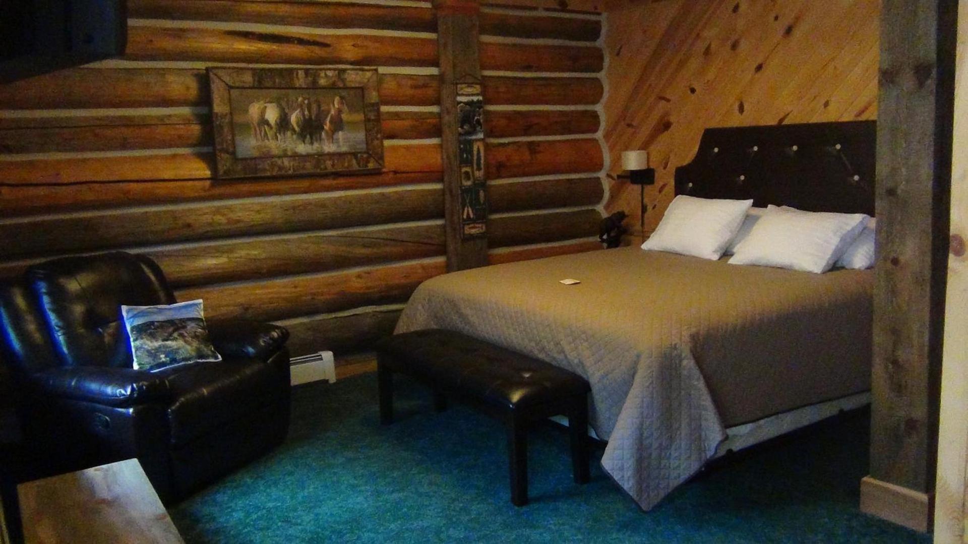 Judith Mountain Lodge photo 25