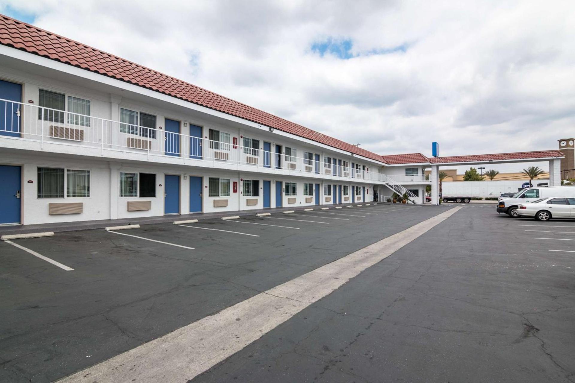 Motel 6-Norwalk, CA photo 6
