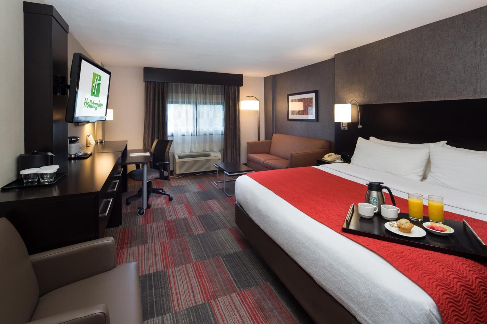 Holiday Inn Milwaukee Riverfront by IHG photo 3