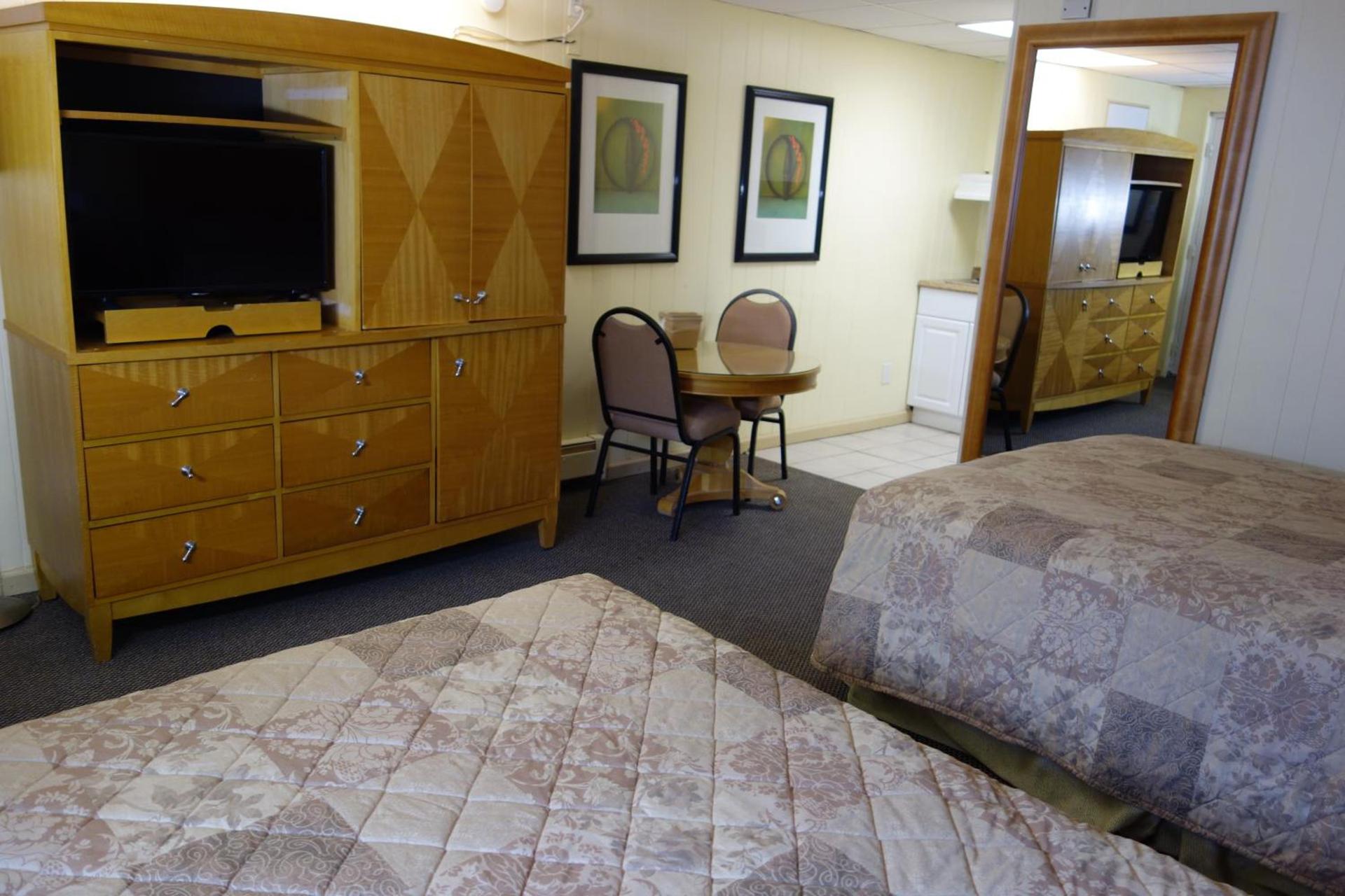 The Amethyst Beach Motel photo 22