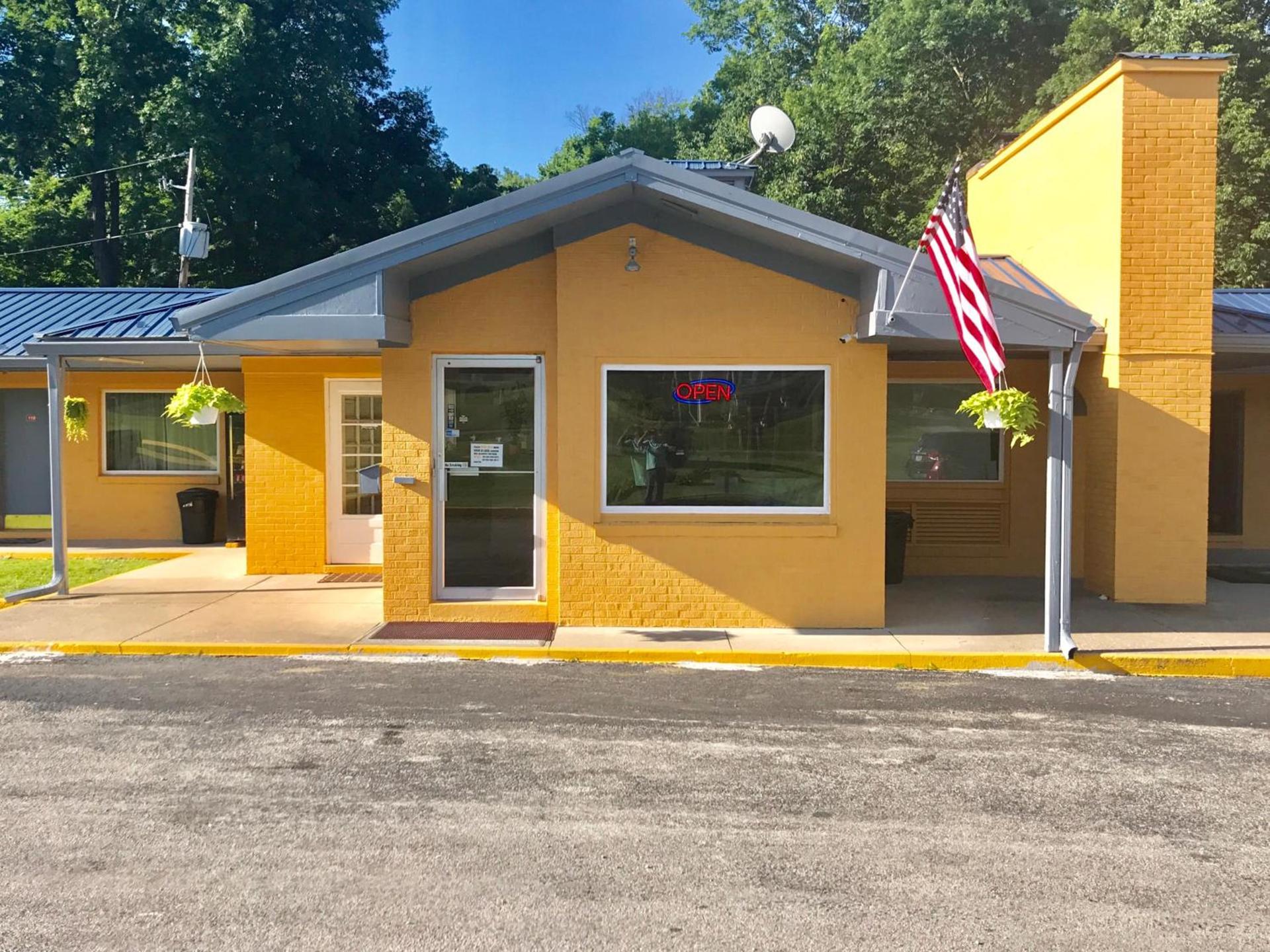 Greystone Motel photo 2