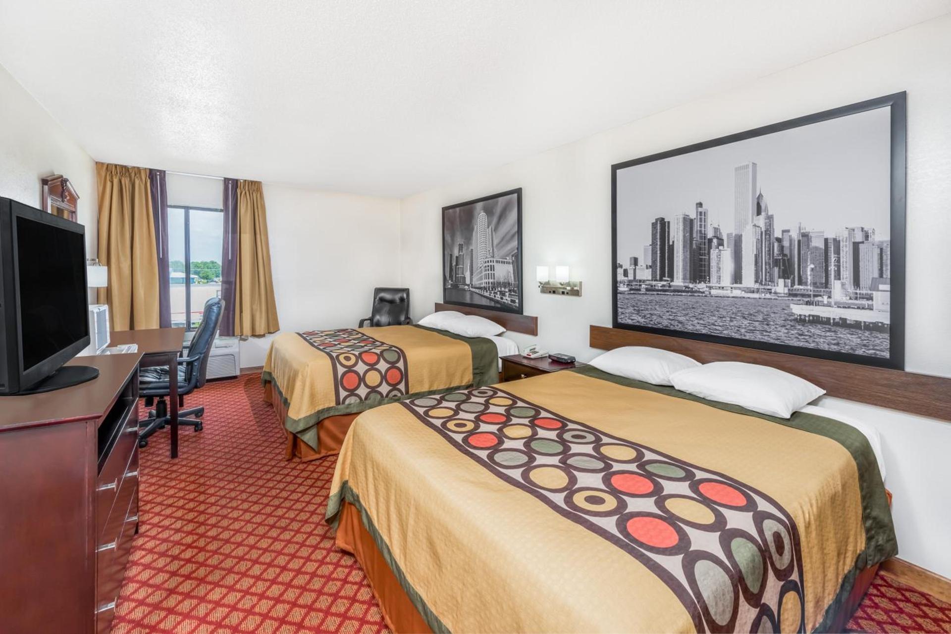 Super 8 by Wyndham Marshall photo 31