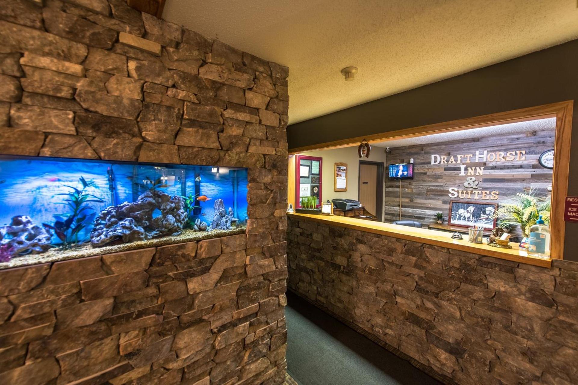 Draft Horse Inn and Suites photo 2