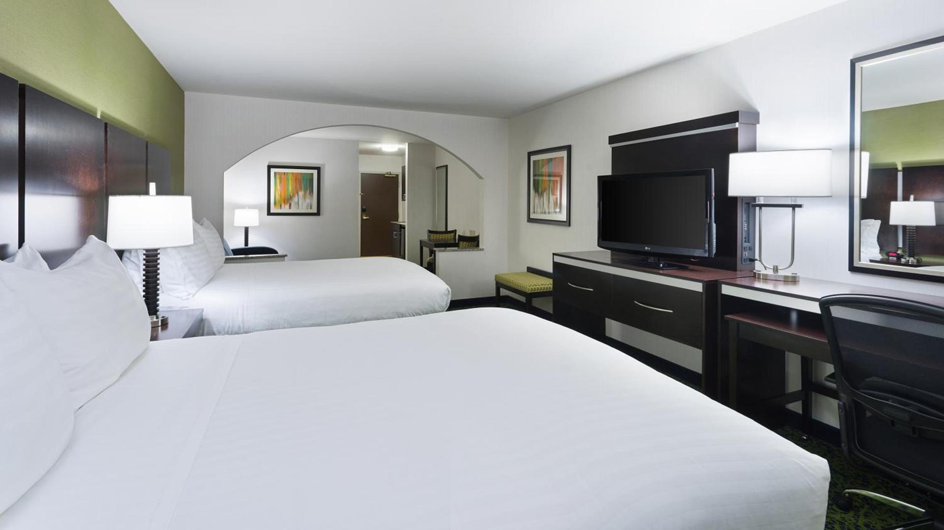 Holiday Inn Express and Suites Stroudsburg-Poconos by IHG photo 5