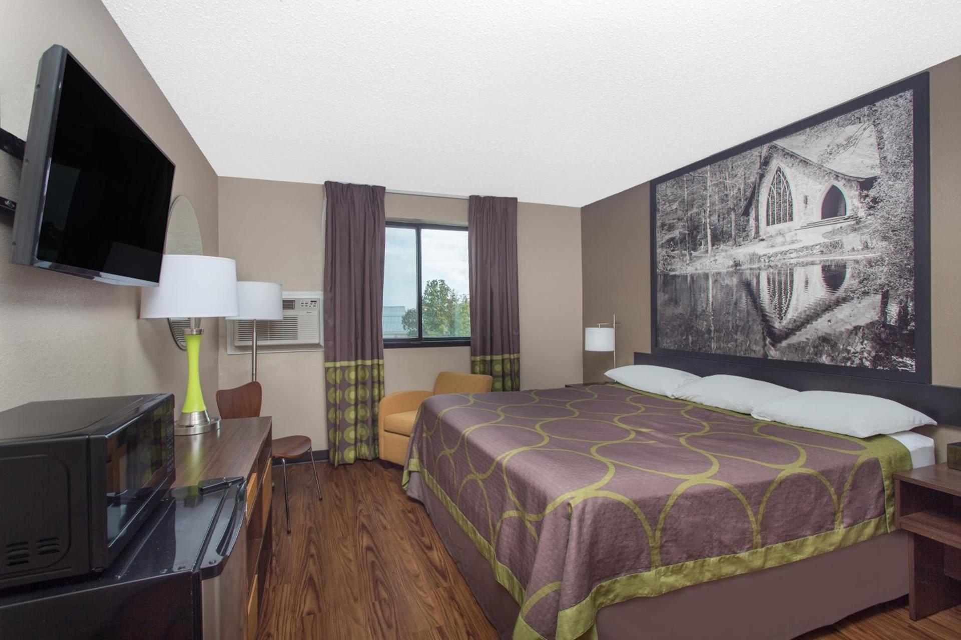 Super 8 by Wyndham Columbus Airport photo 16