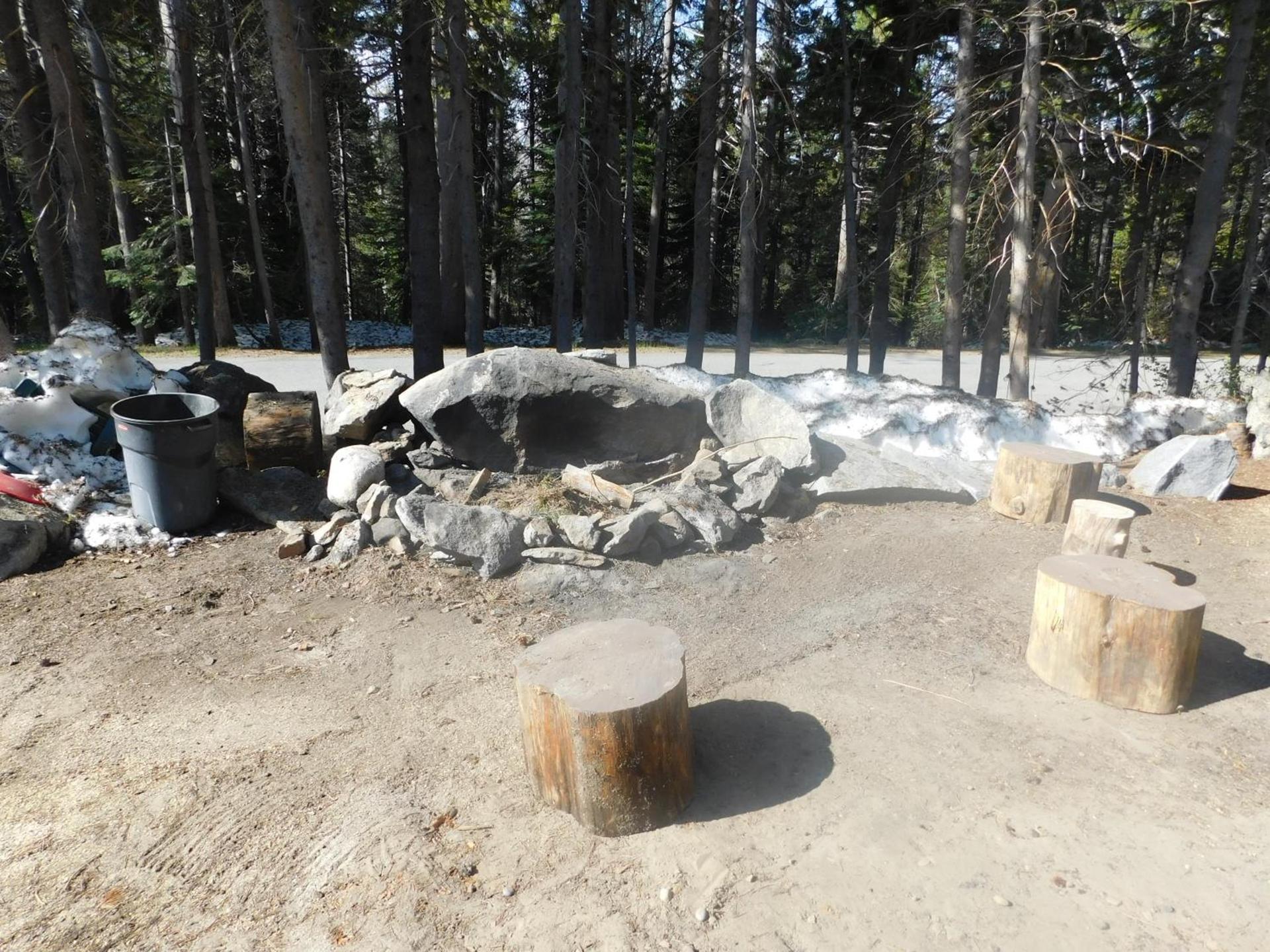 The Tamarack Lodge photo 5