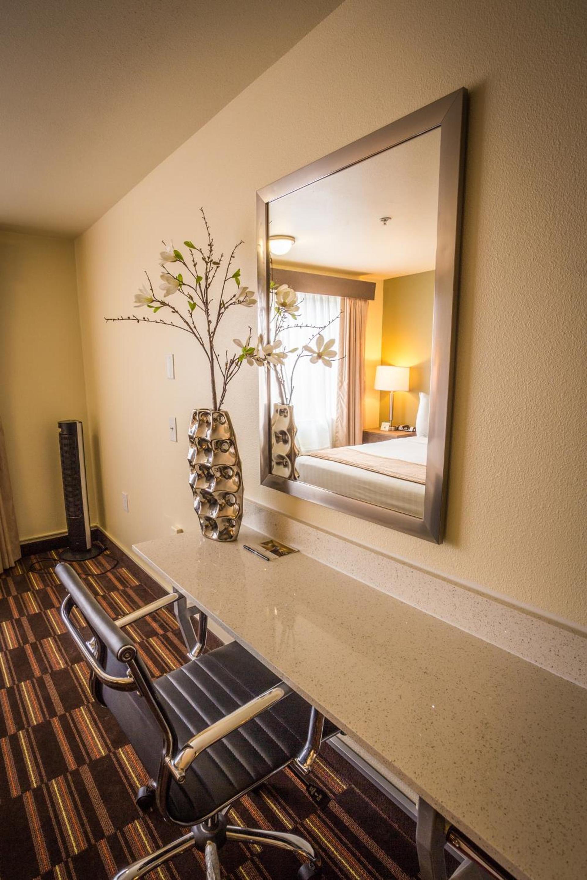 Inn at Wecoma photo 17