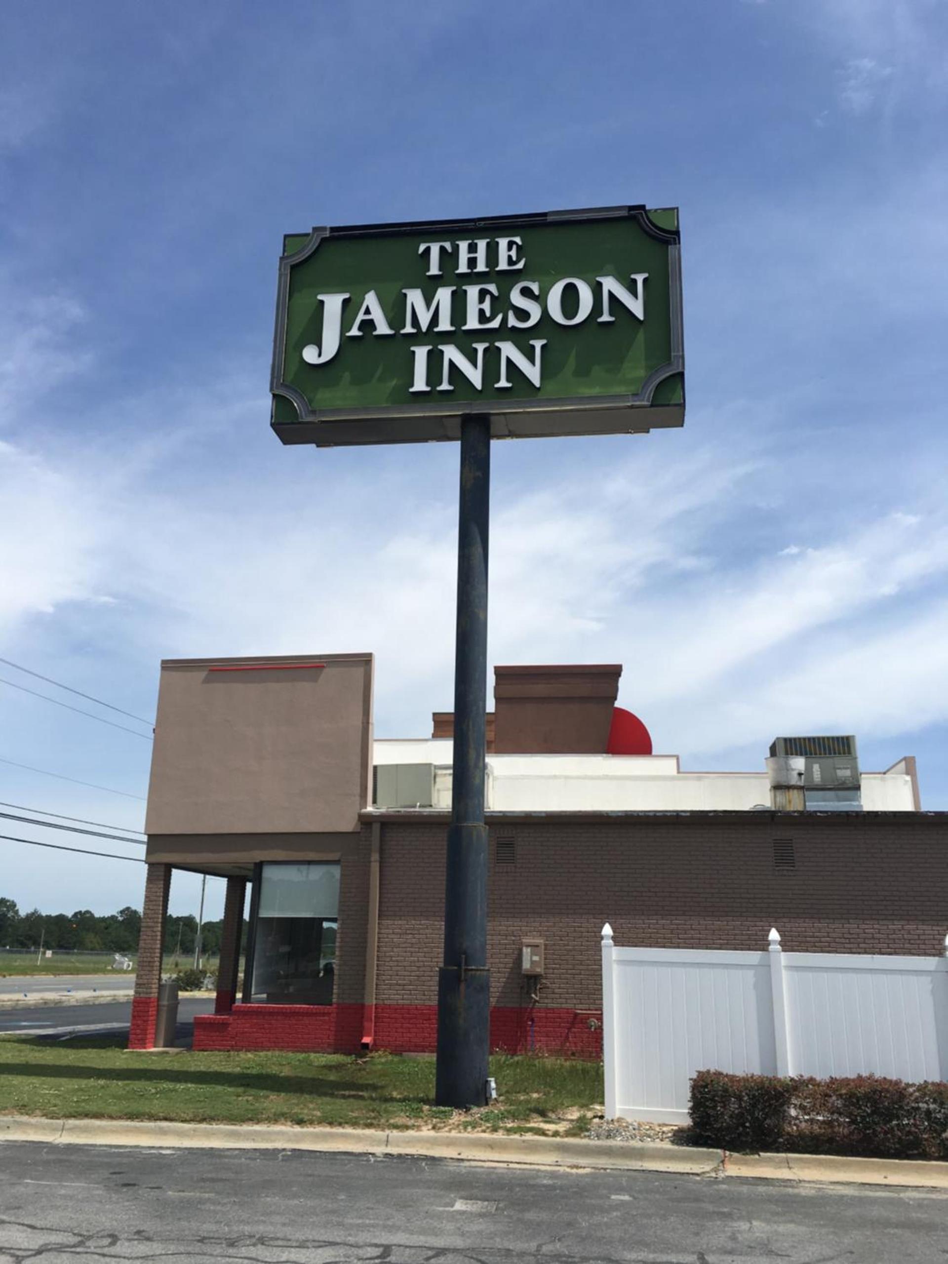 Jameson Inn Douglas photo 3