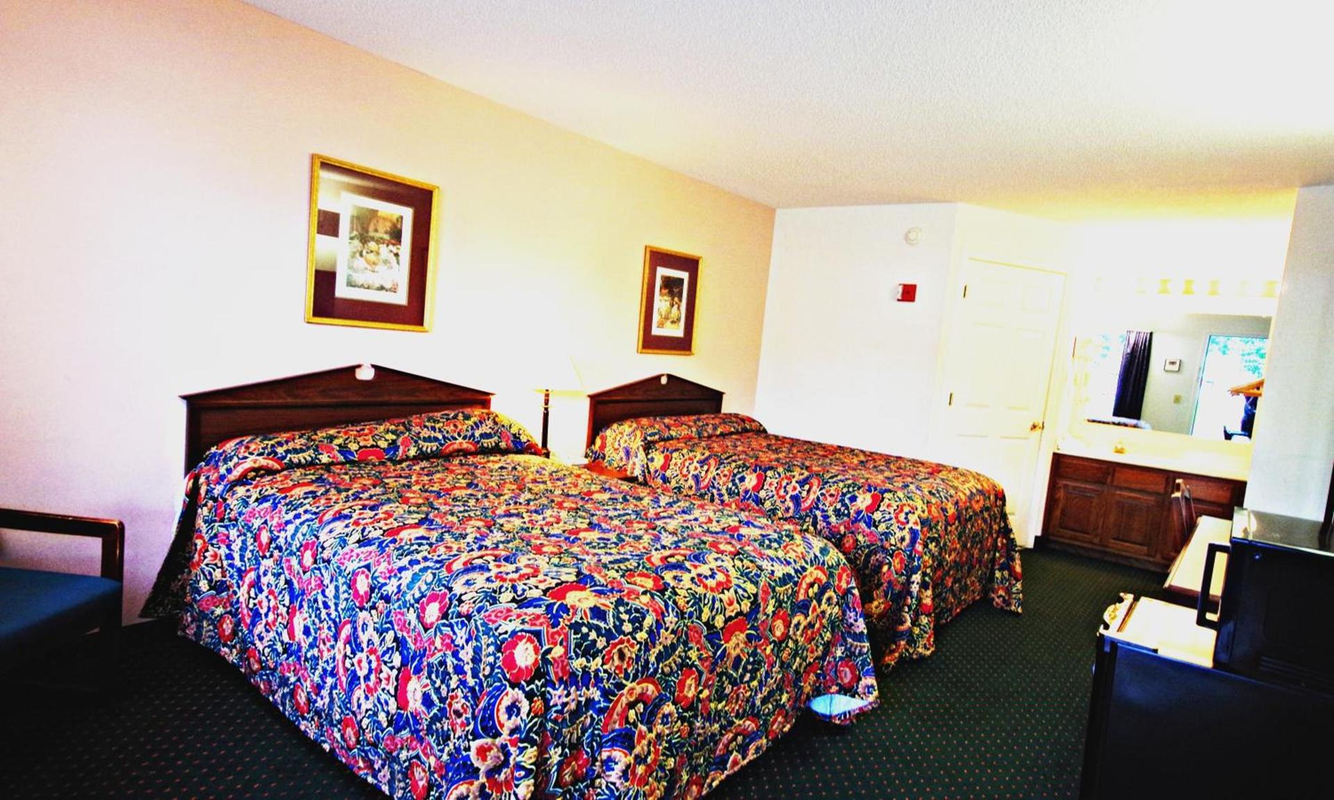 American Motel - Lenoir photo 34