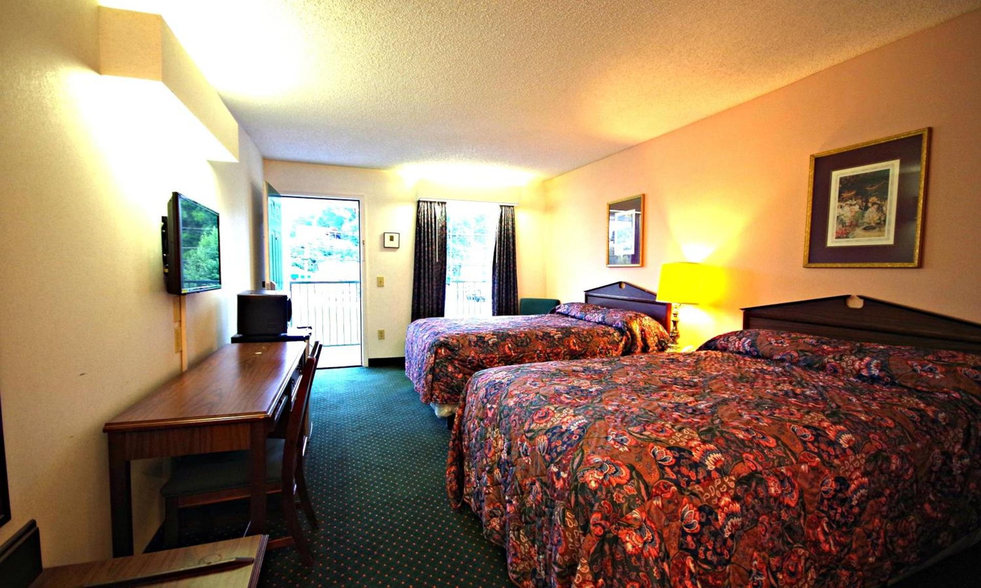 American Motel - Lenoir photo 26