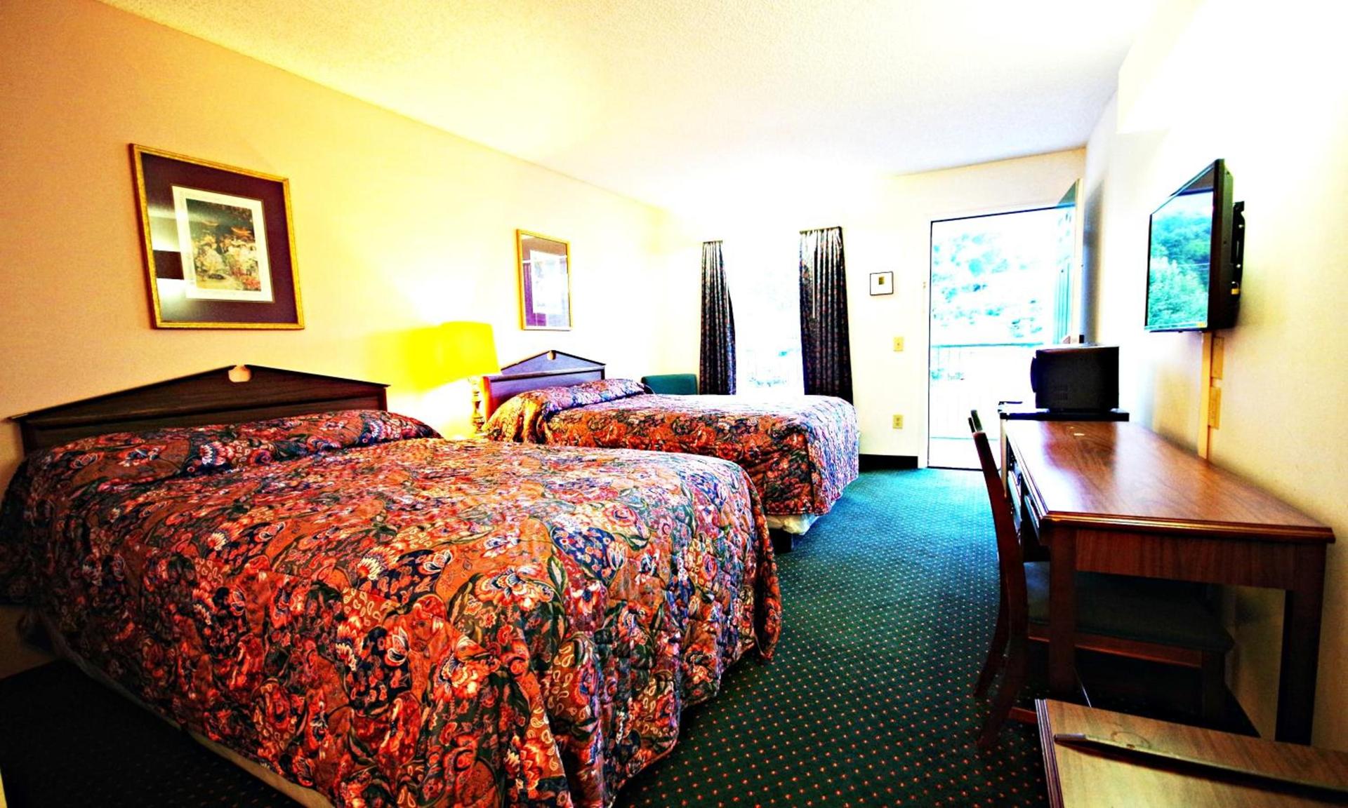 American Motel - Lenoir photo 31
