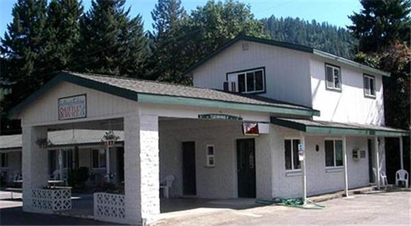 Forest Lodge Motel photo 19