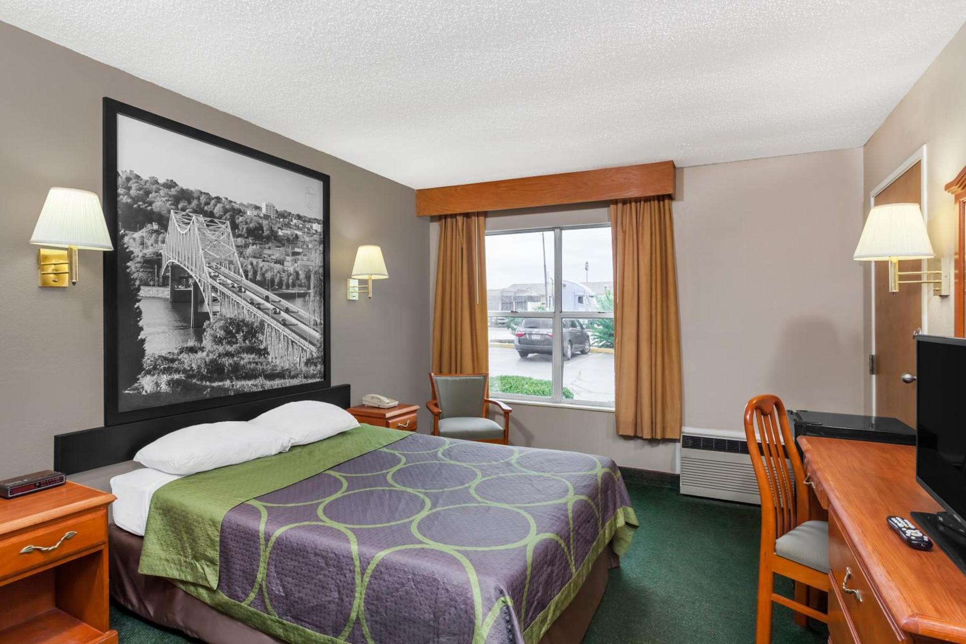 Super 8 by Wyndham Athens photo 26