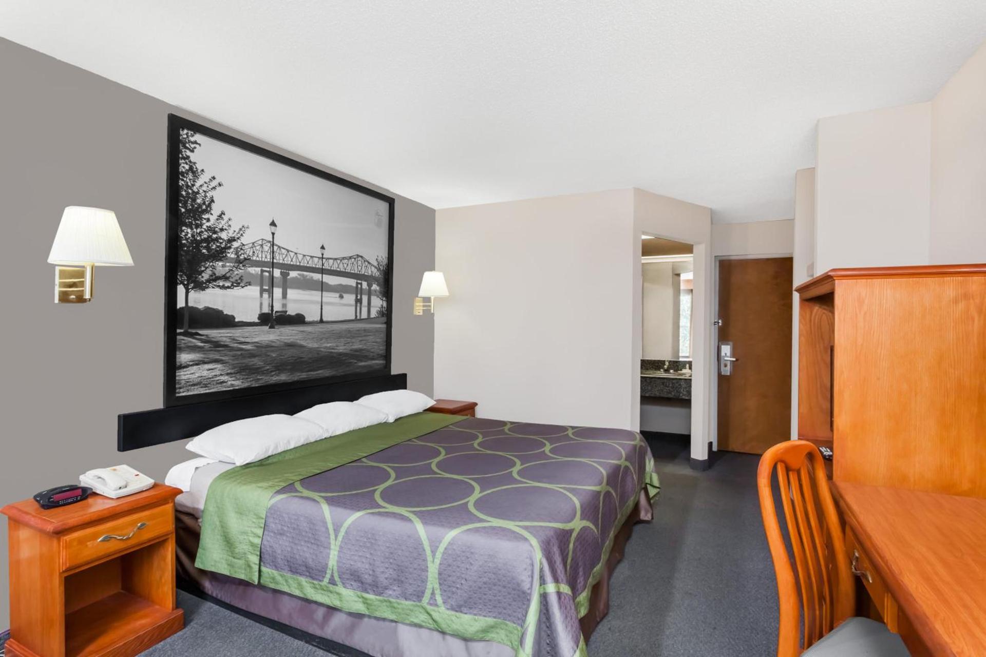 Super 8 by Wyndham Athens photo 21