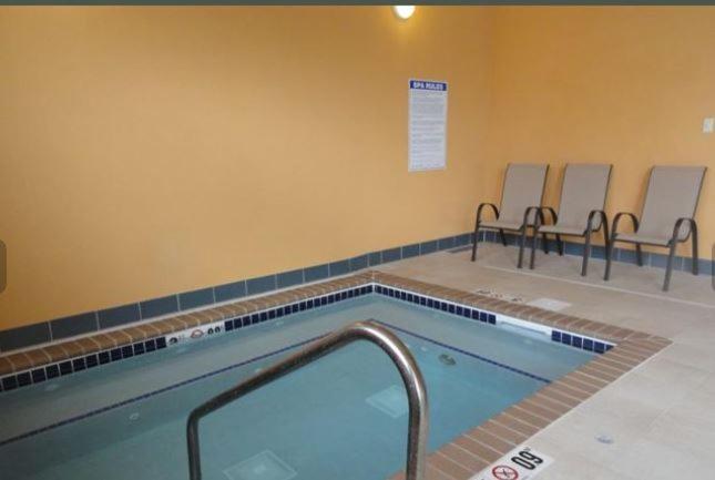 Canby Inn and Suites photo 25