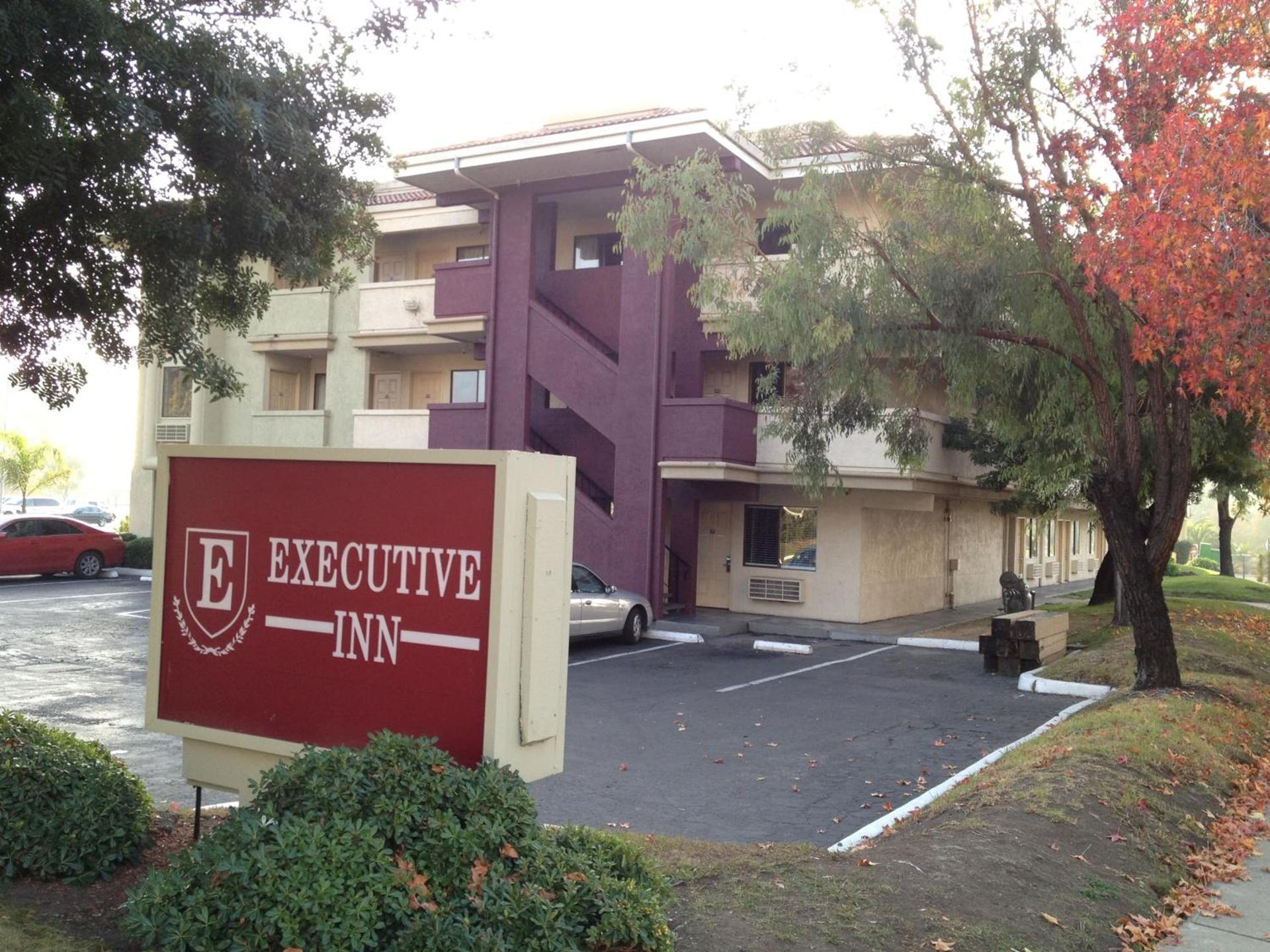 Executive Inn photo 19