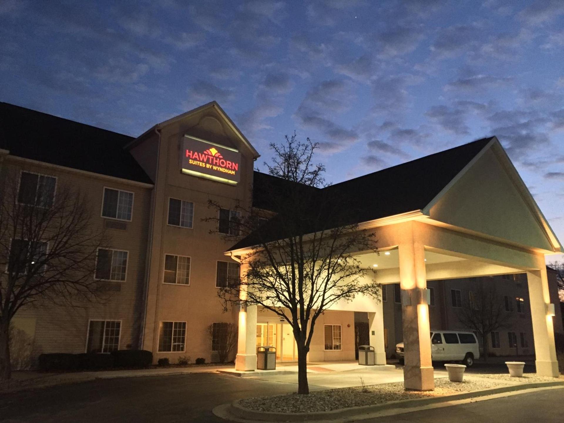 Hawthorn Extended Stay by Wyndham Decatur photo 3