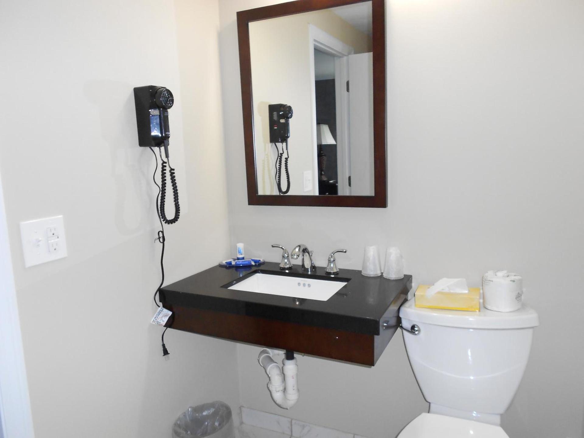 Cape Shore Inn photo 34