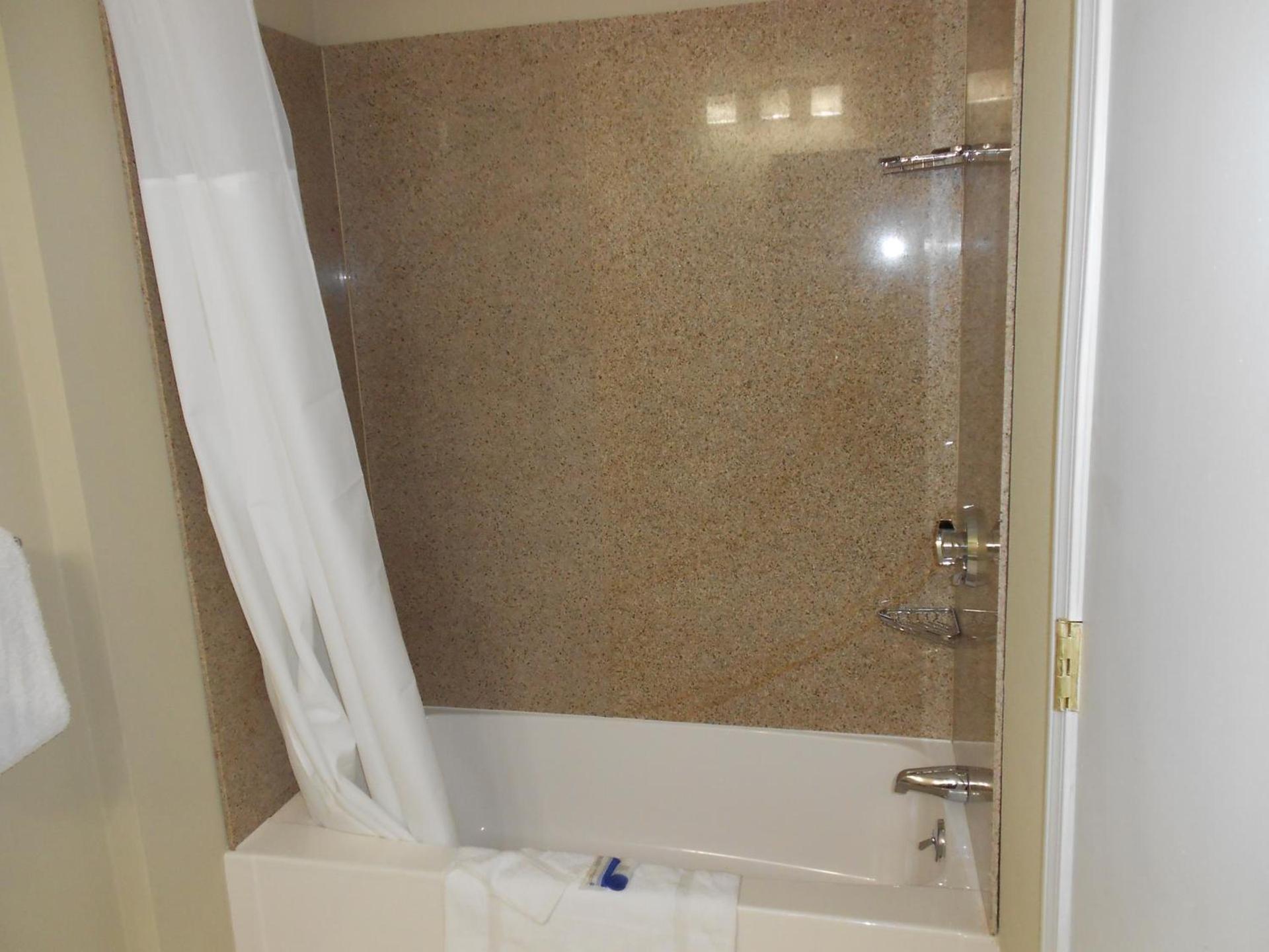 Cape Shore Inn photo 7