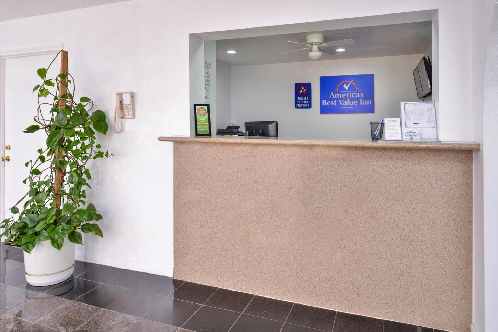 Americas Best Value Inn Clute photo 11