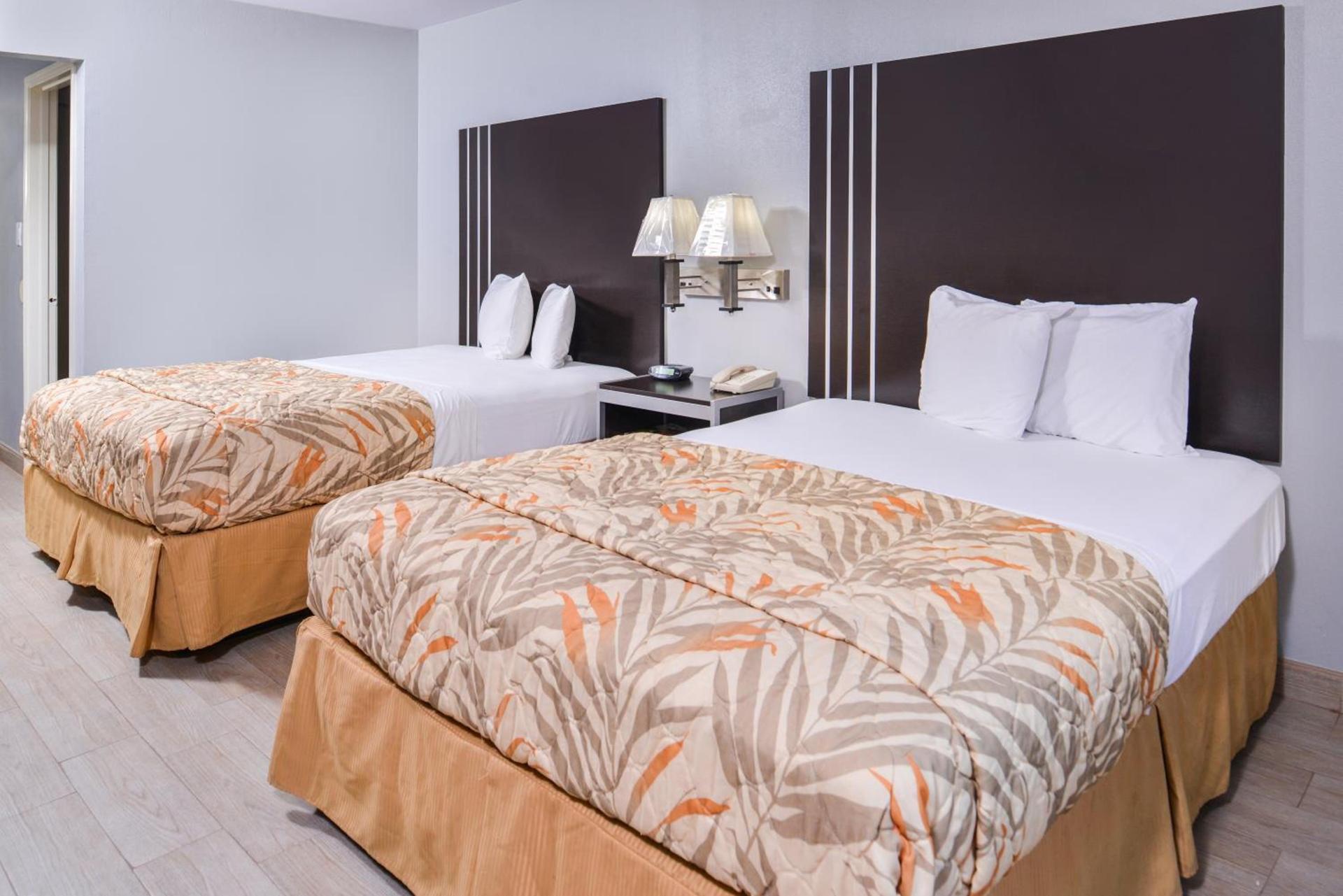 Express Inn Weslaco/Mercedes photo 18
