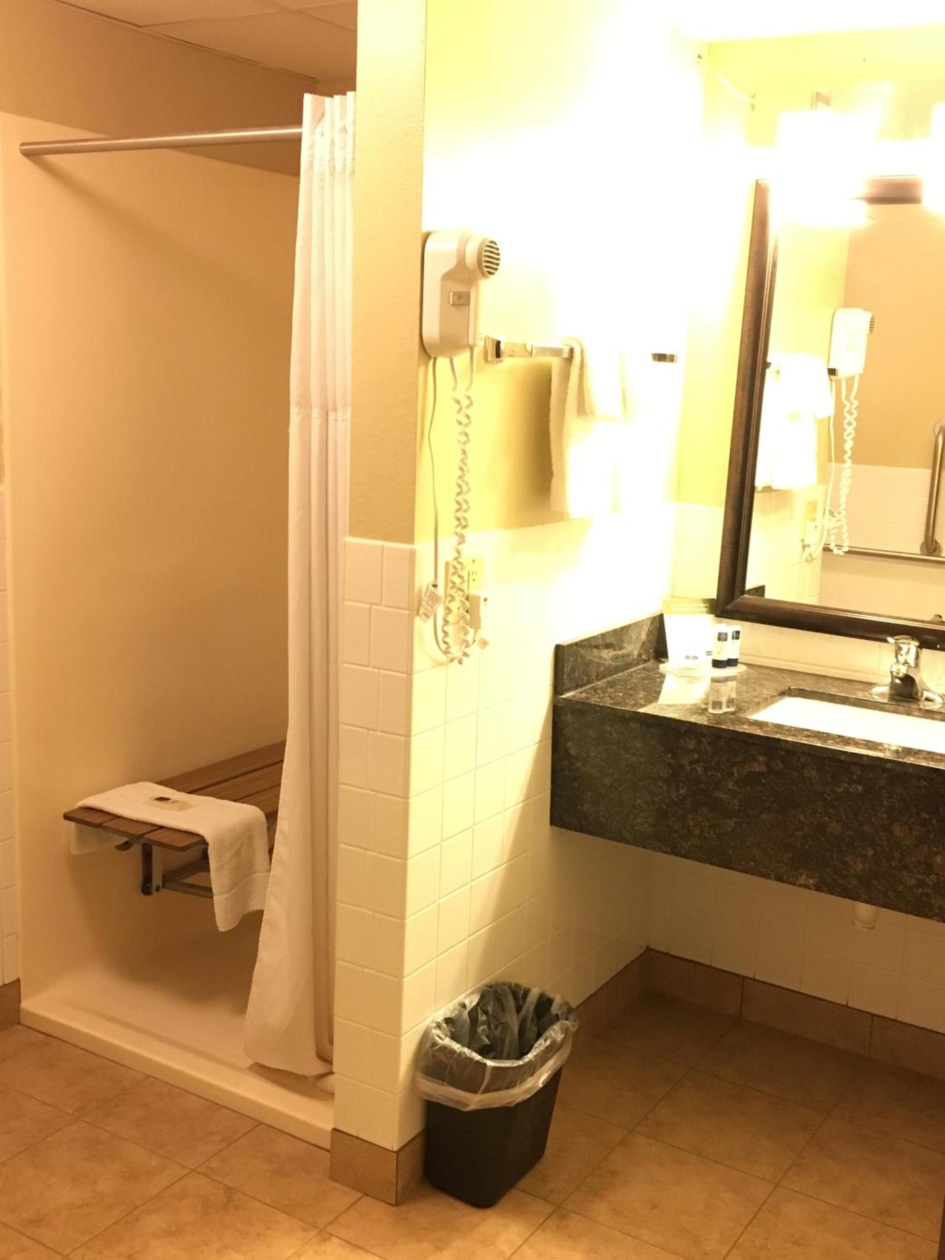 AmericInn by Wyndham Menomonie photo 30