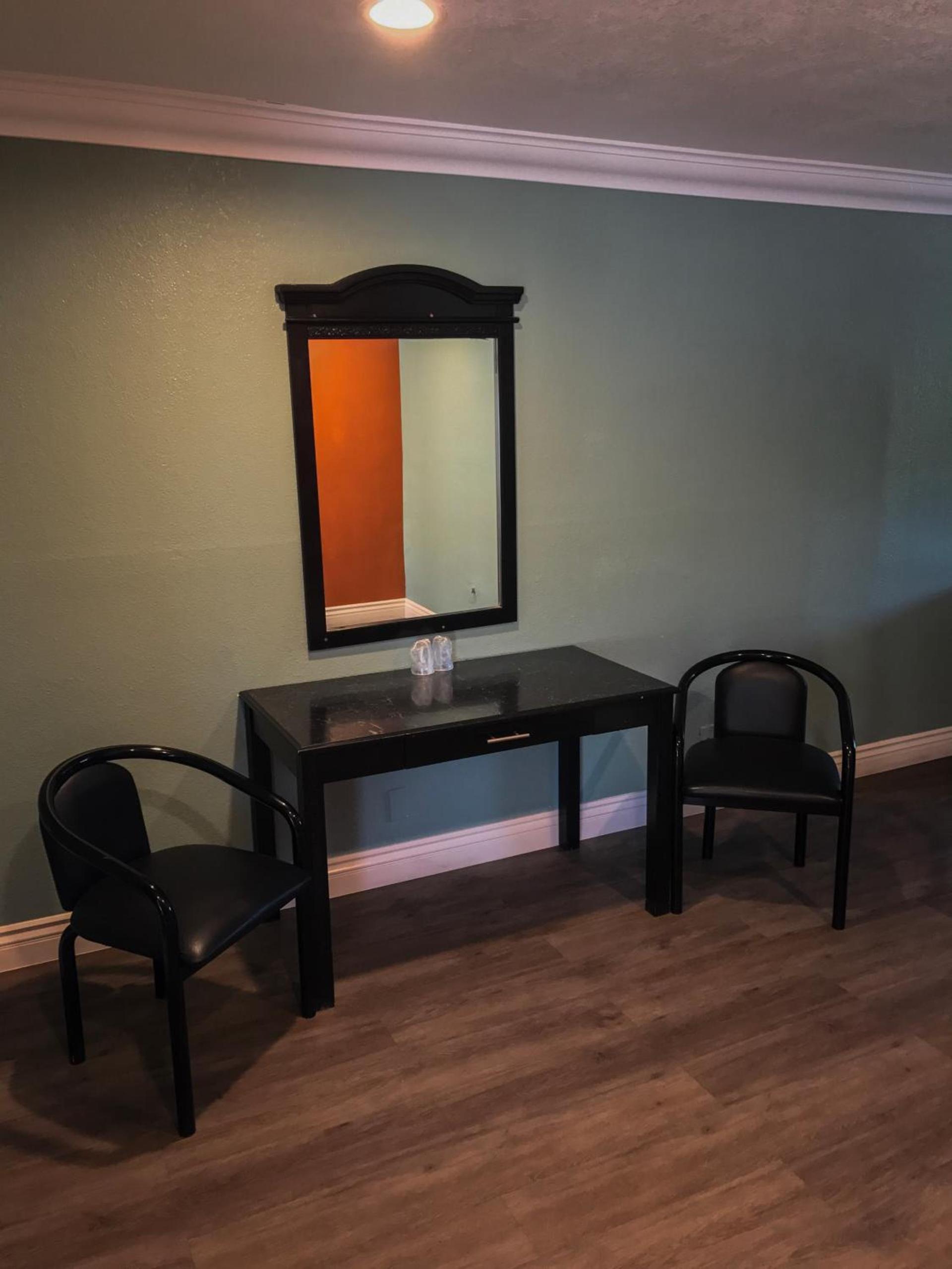 Highland Park Motel photo 8