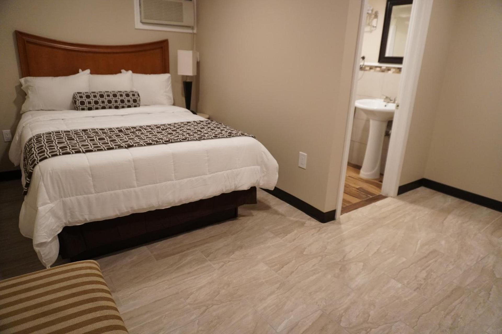 Beachside Resort photo 87