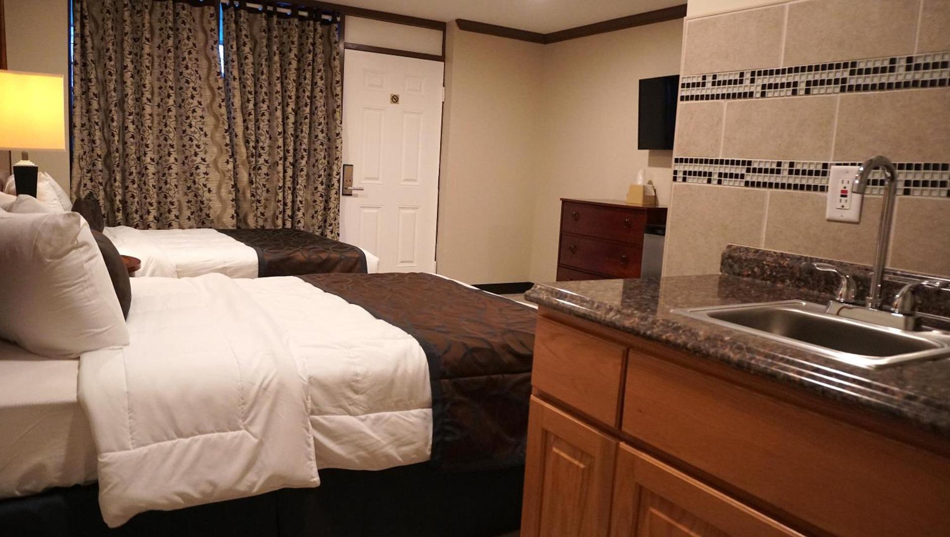 Beachside Resort photo 72