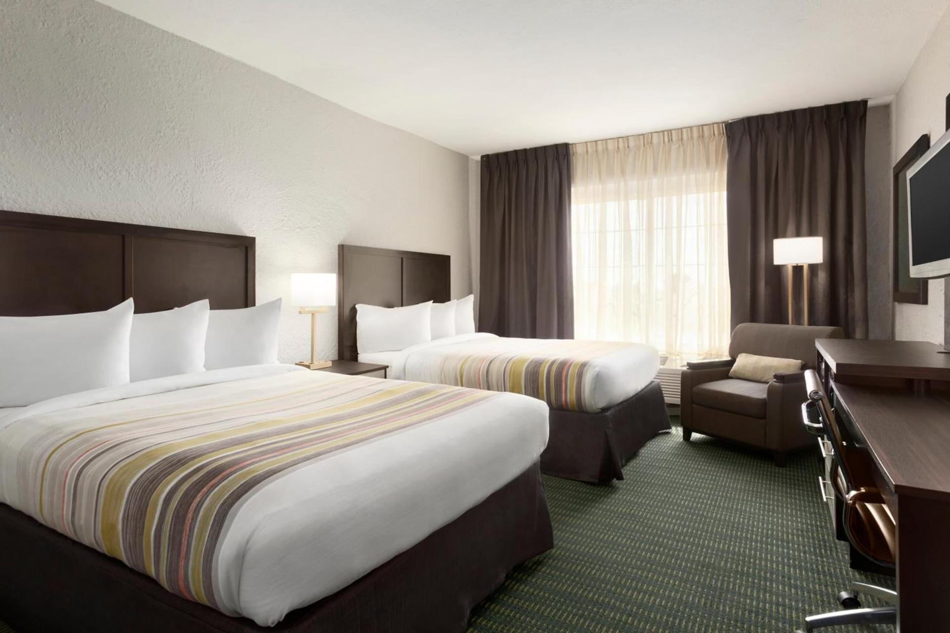 Hotel Flamingo Inn & Suites Vero Beach I-95 photo 18